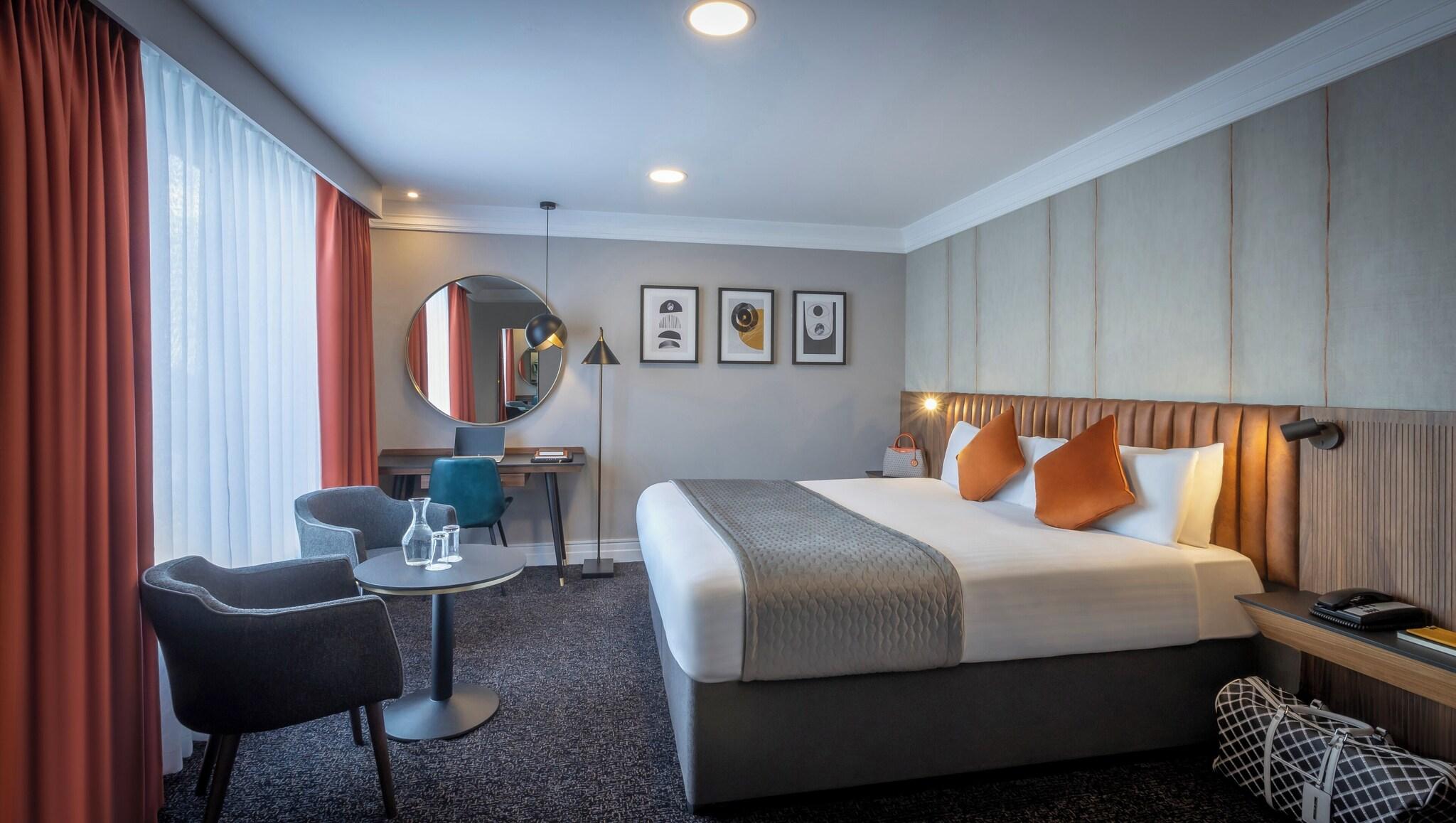 Double or Twin Deluxe King Bed