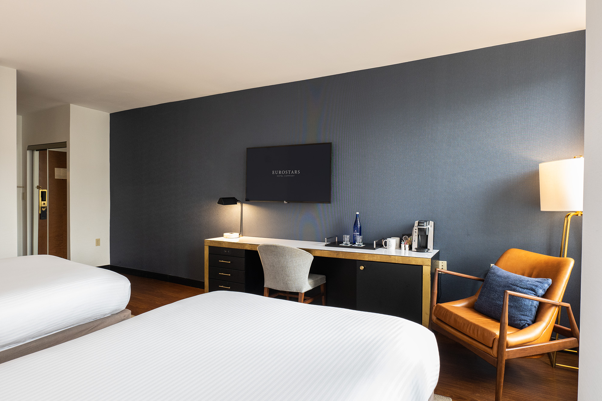 Studio Two Double Beds