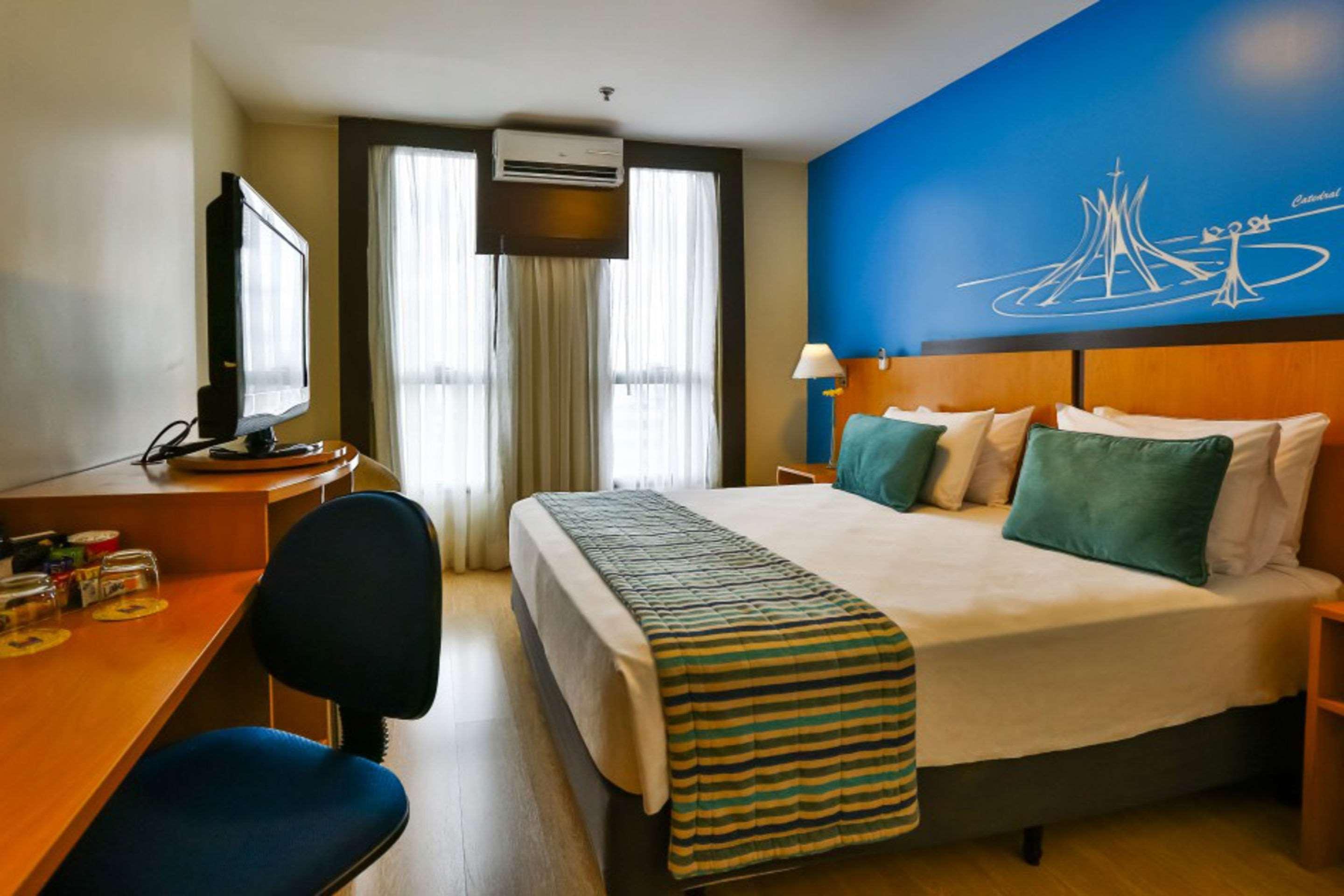 Double Queen Size Bed