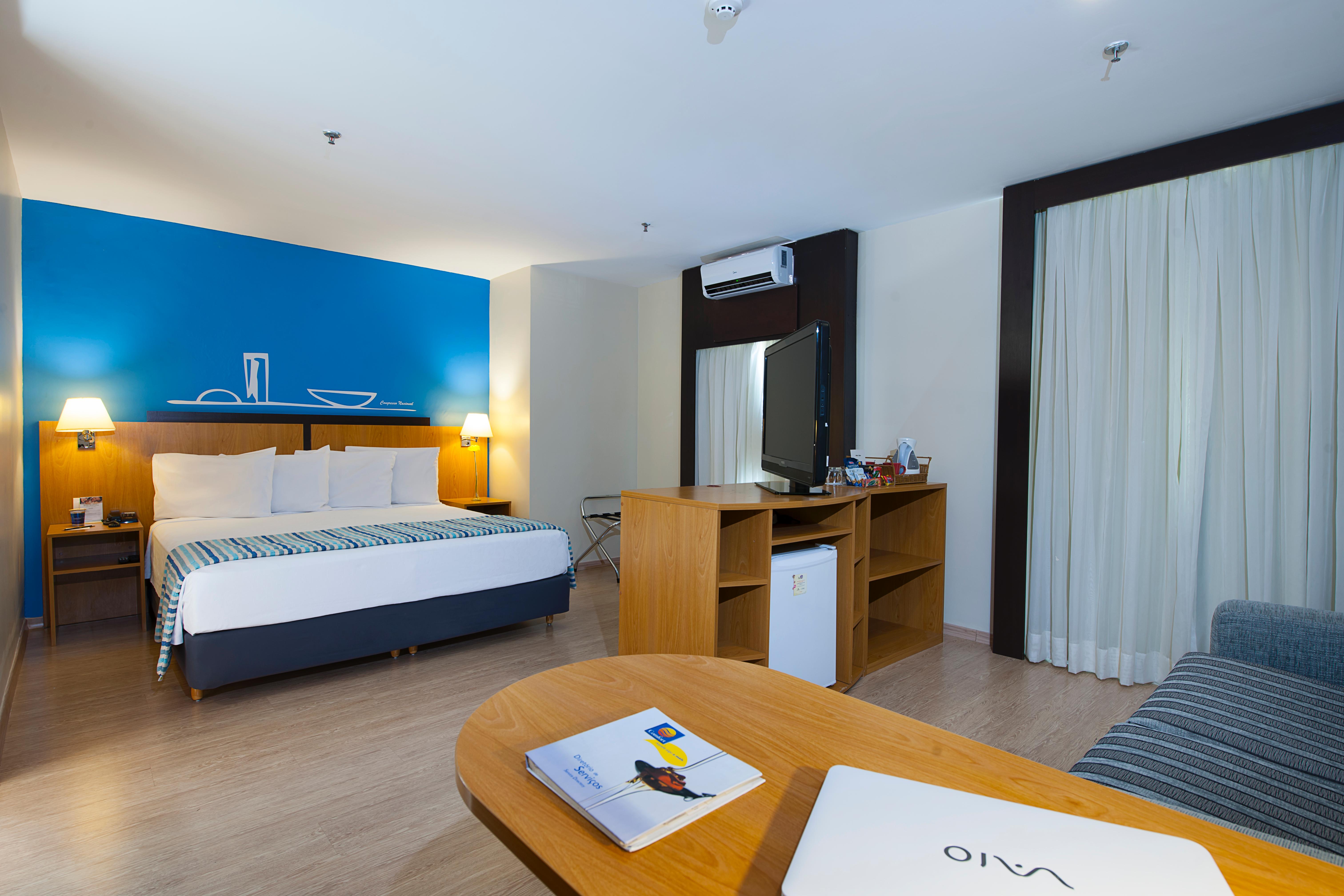 Double Deluxe Queen Bed