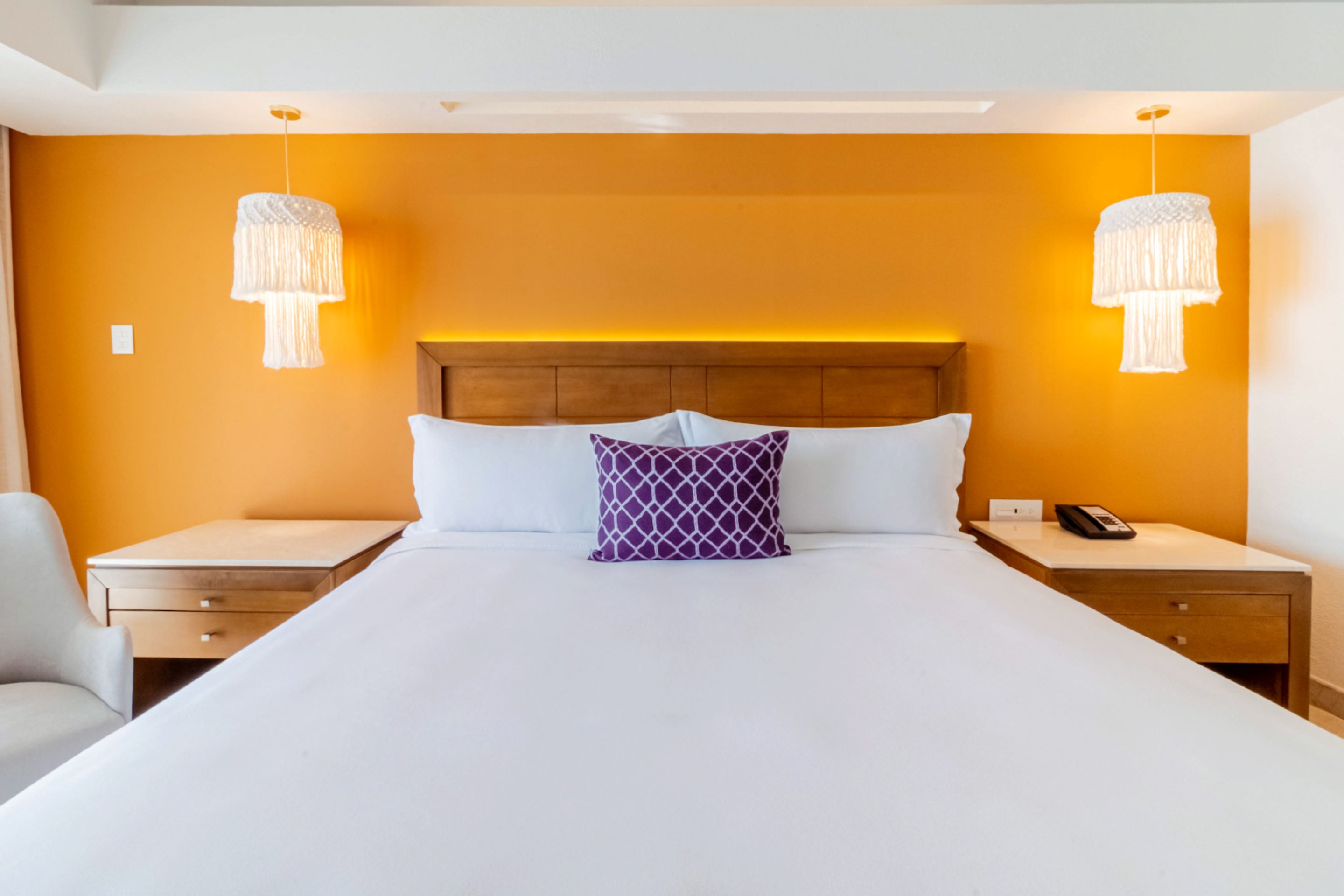 Double Deluxe One Bed