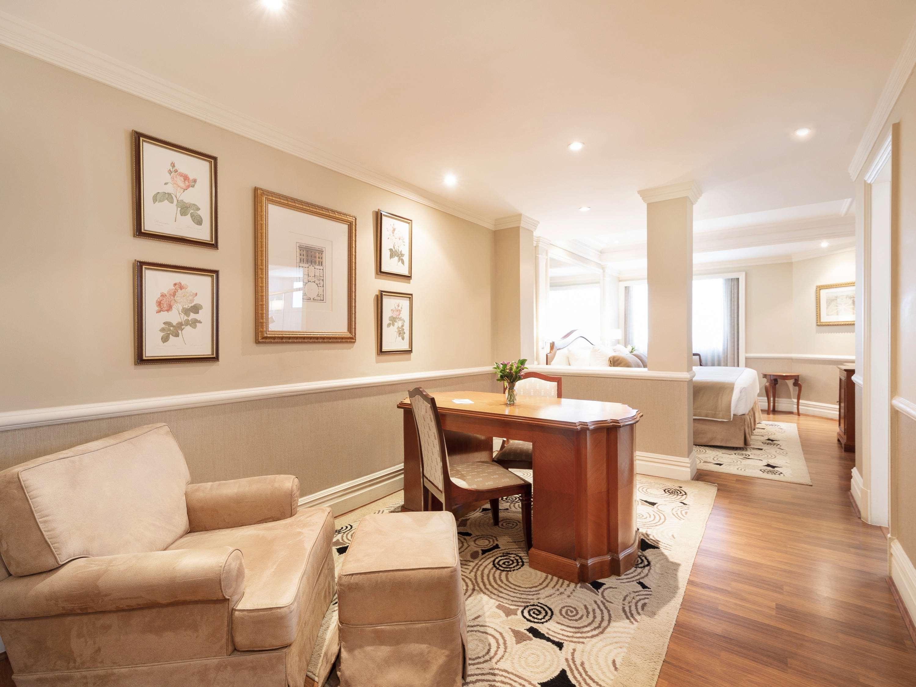 Double Executive King Bed