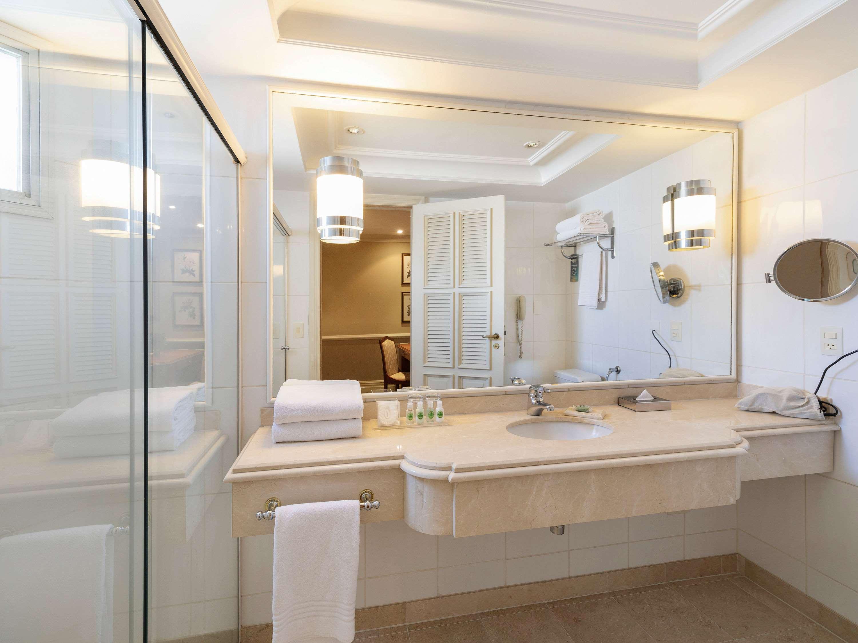 Double Executive King Bed