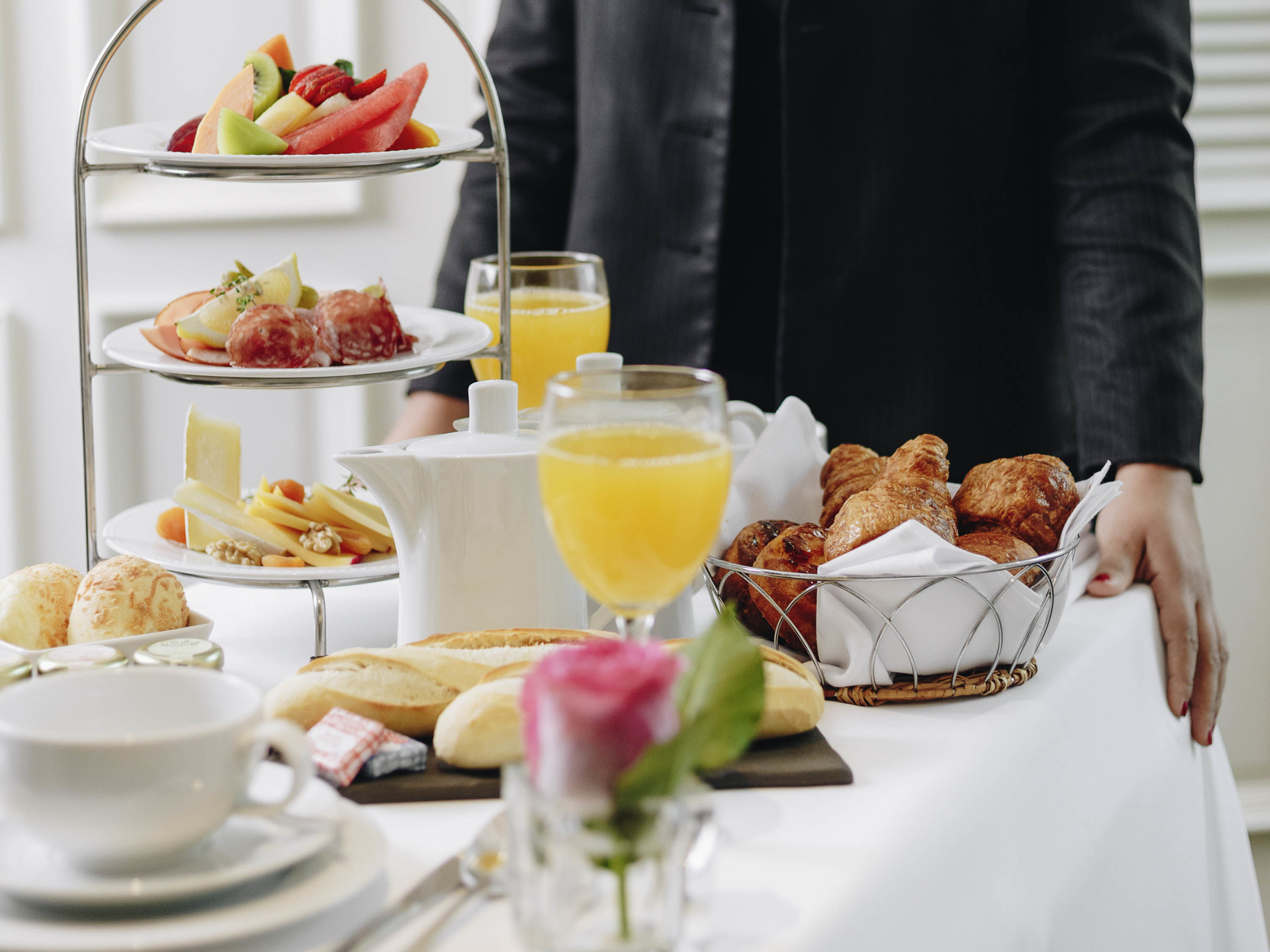 Double King Size Bed