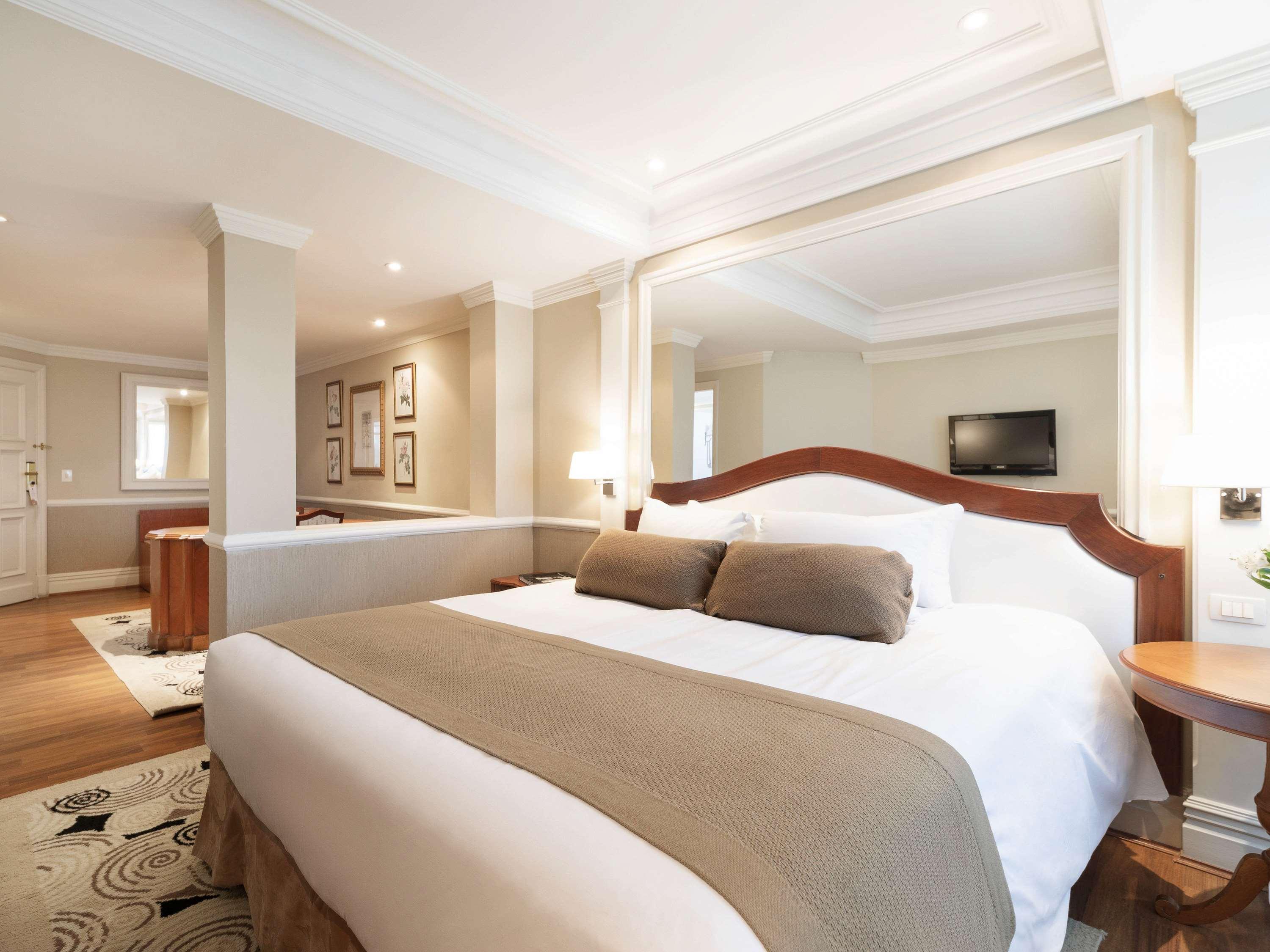 Double Executive King Bed