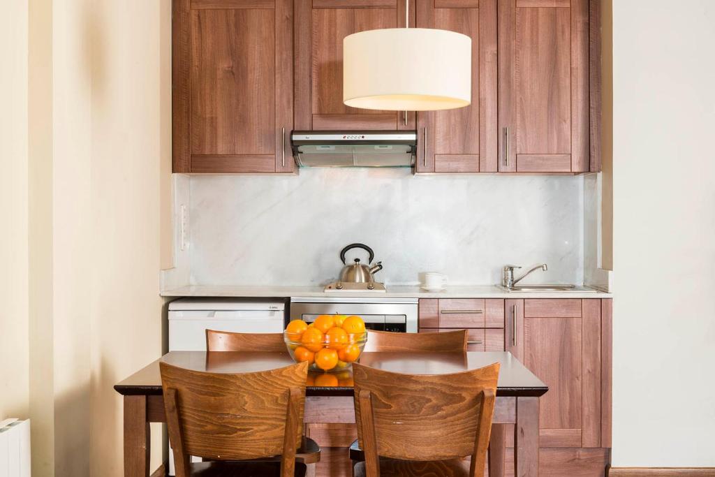 Apartment Capacity 4