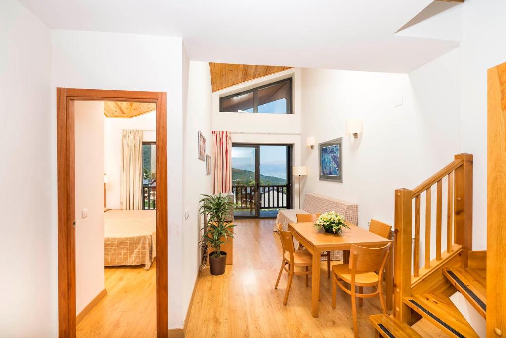 Apartment Capacity 1