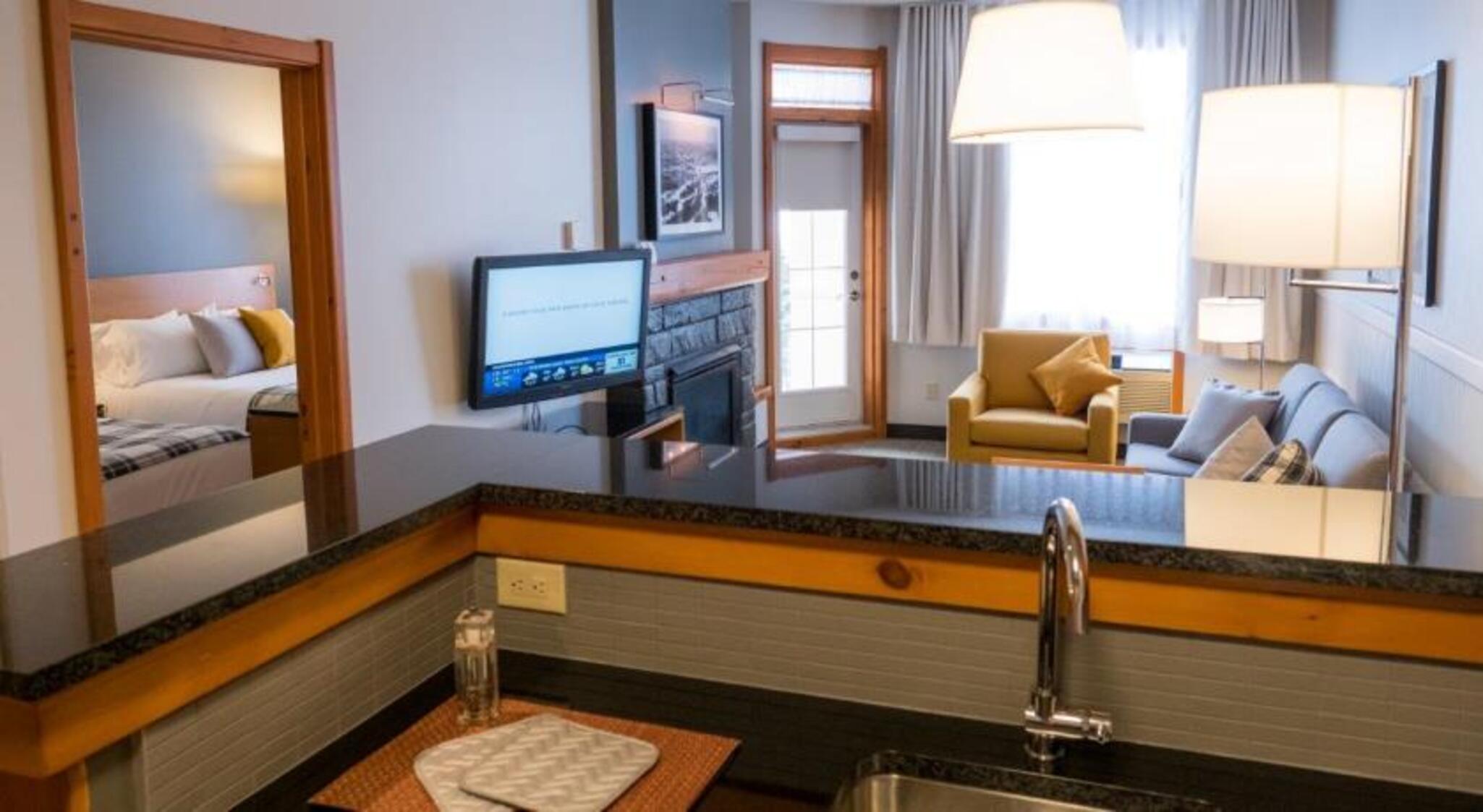 Double Two Queen Beds One Bedroom