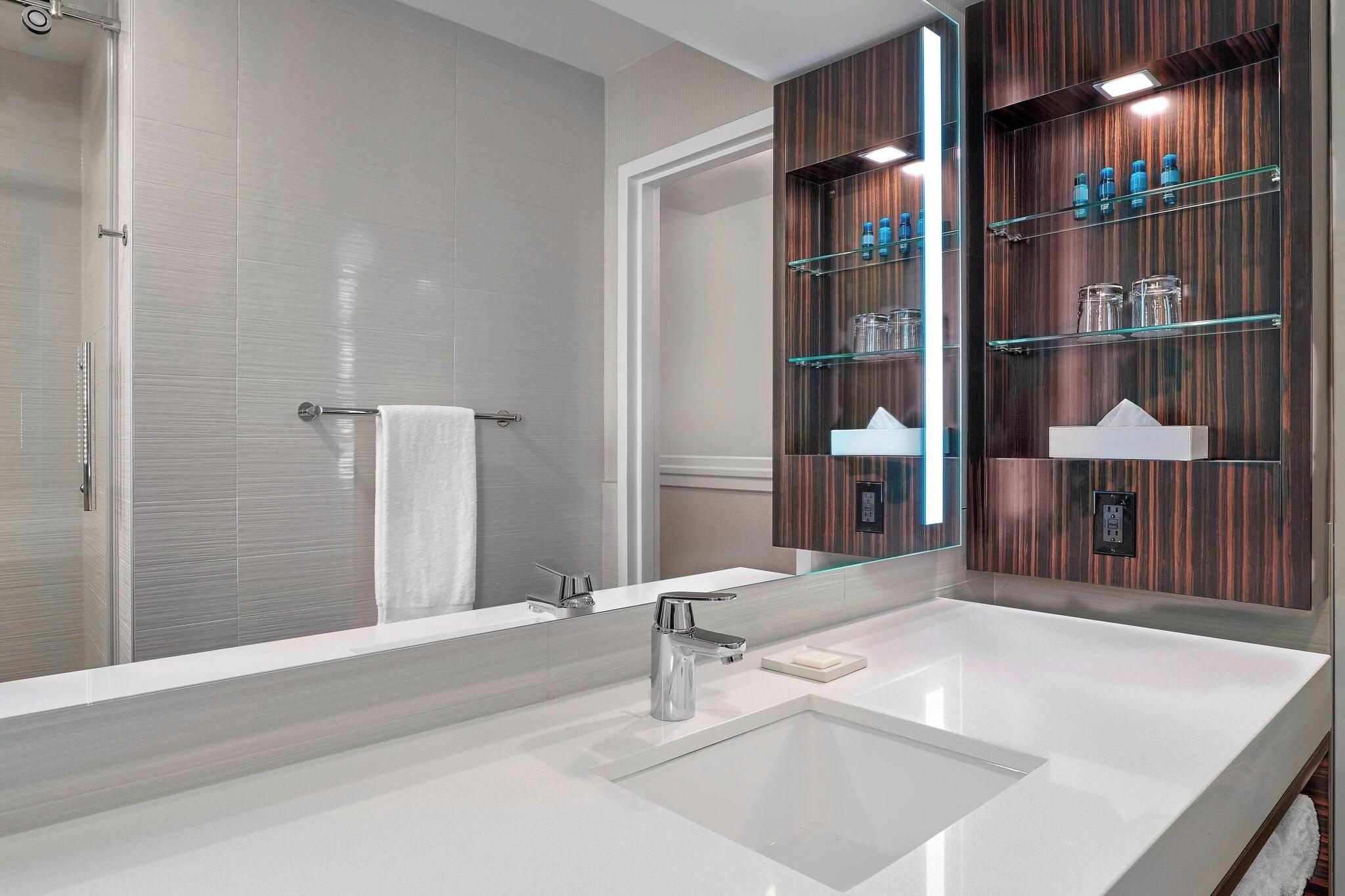 Double Queen Size Bed