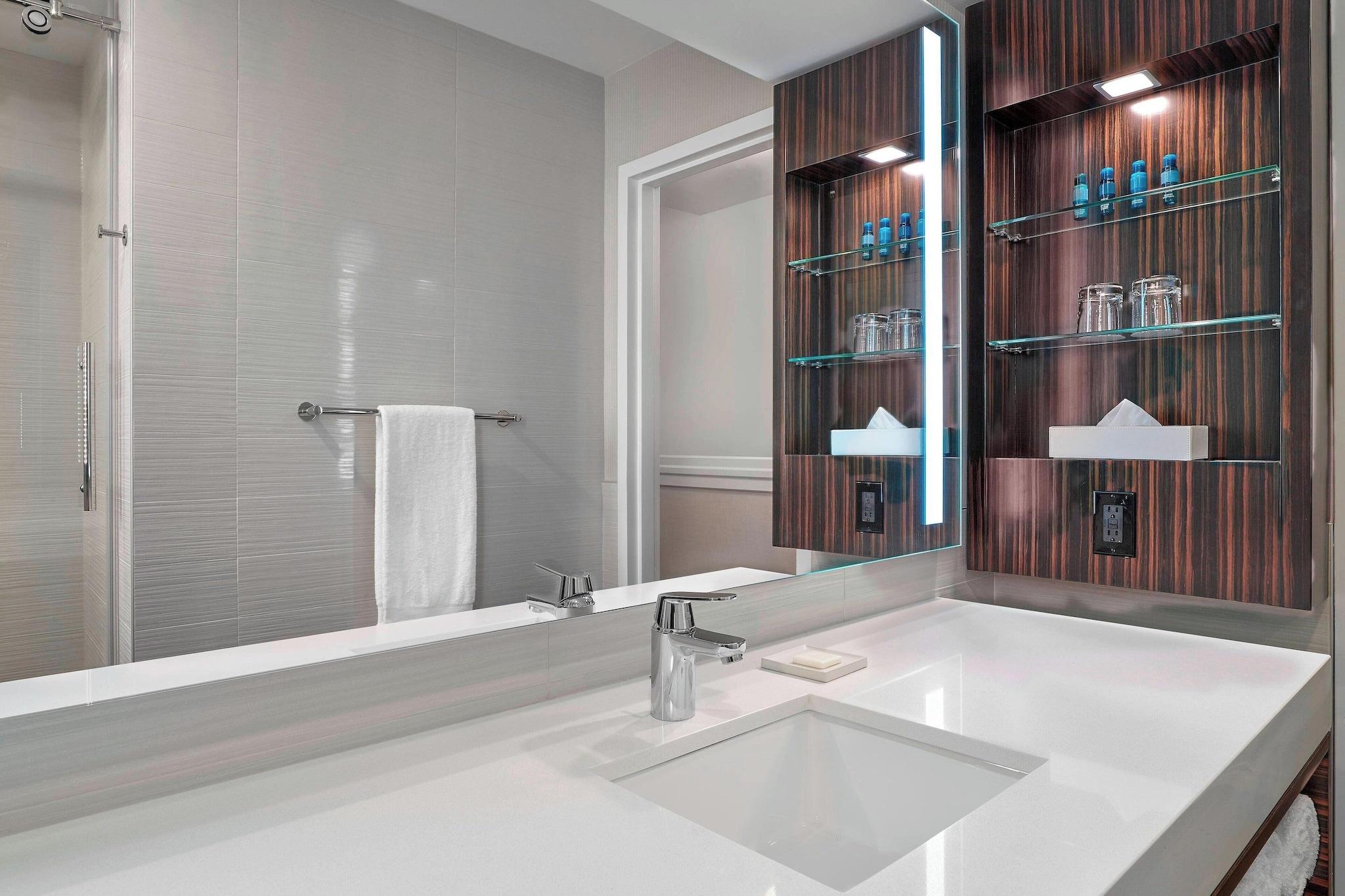 Double Queen Size Bed