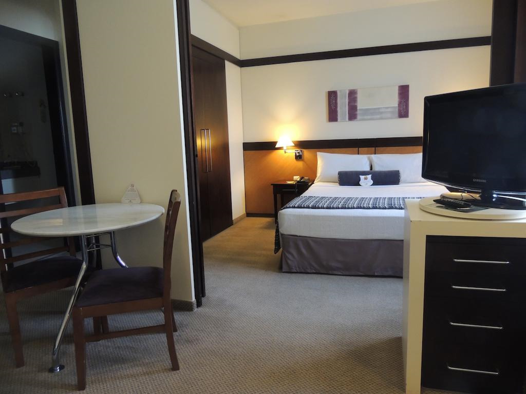 Suite Queen Bed Non Smoking