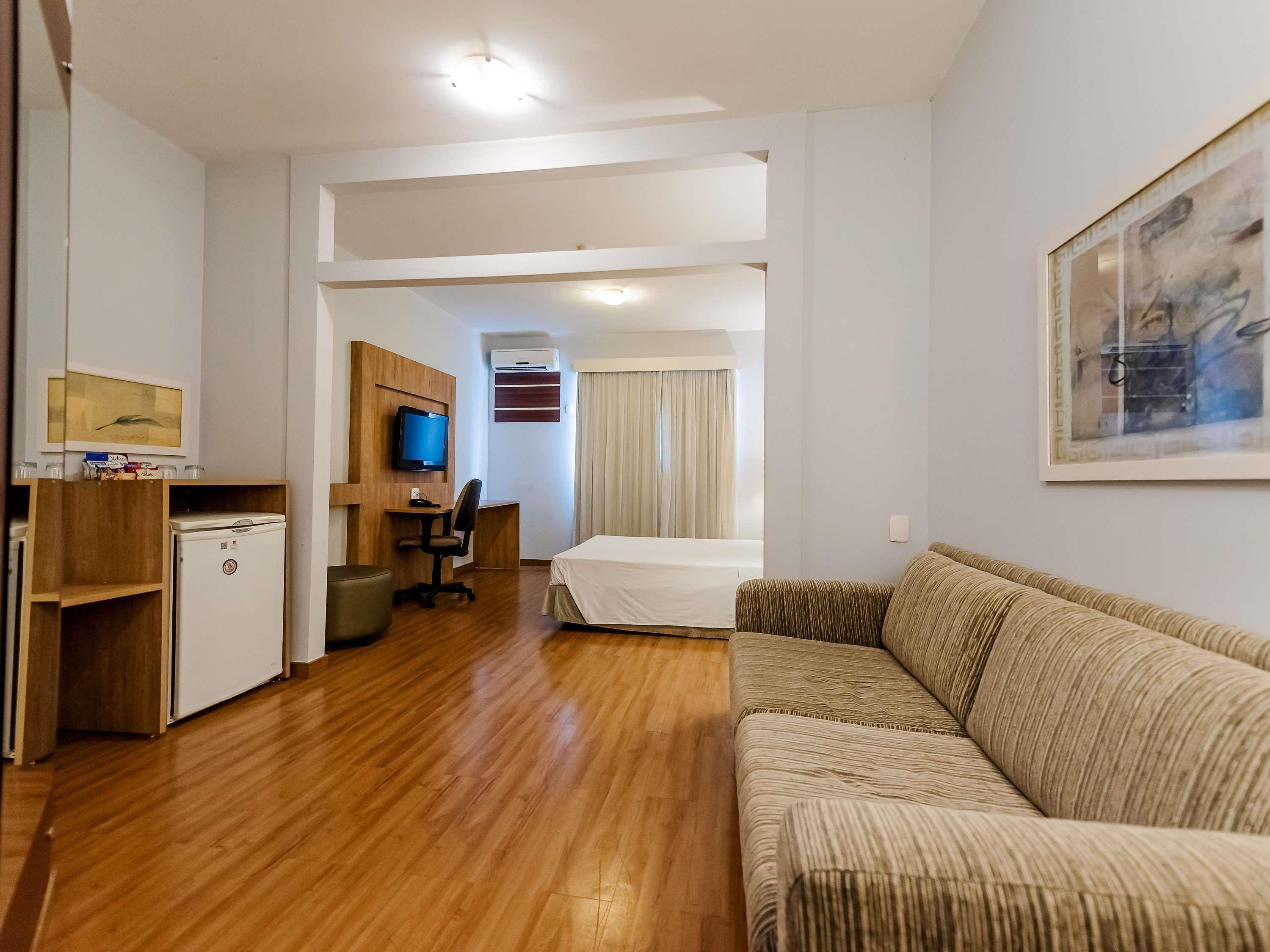 Apartment Queen Size Bed