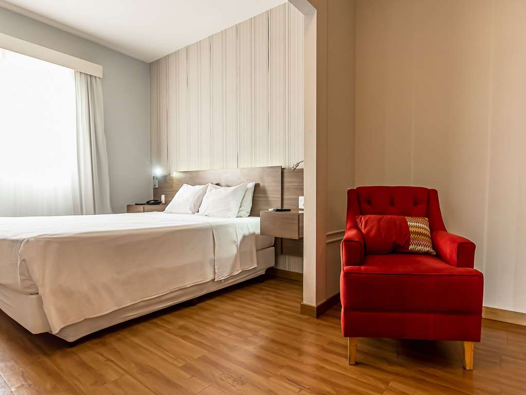 Apartment Accessible-queen Size Bed