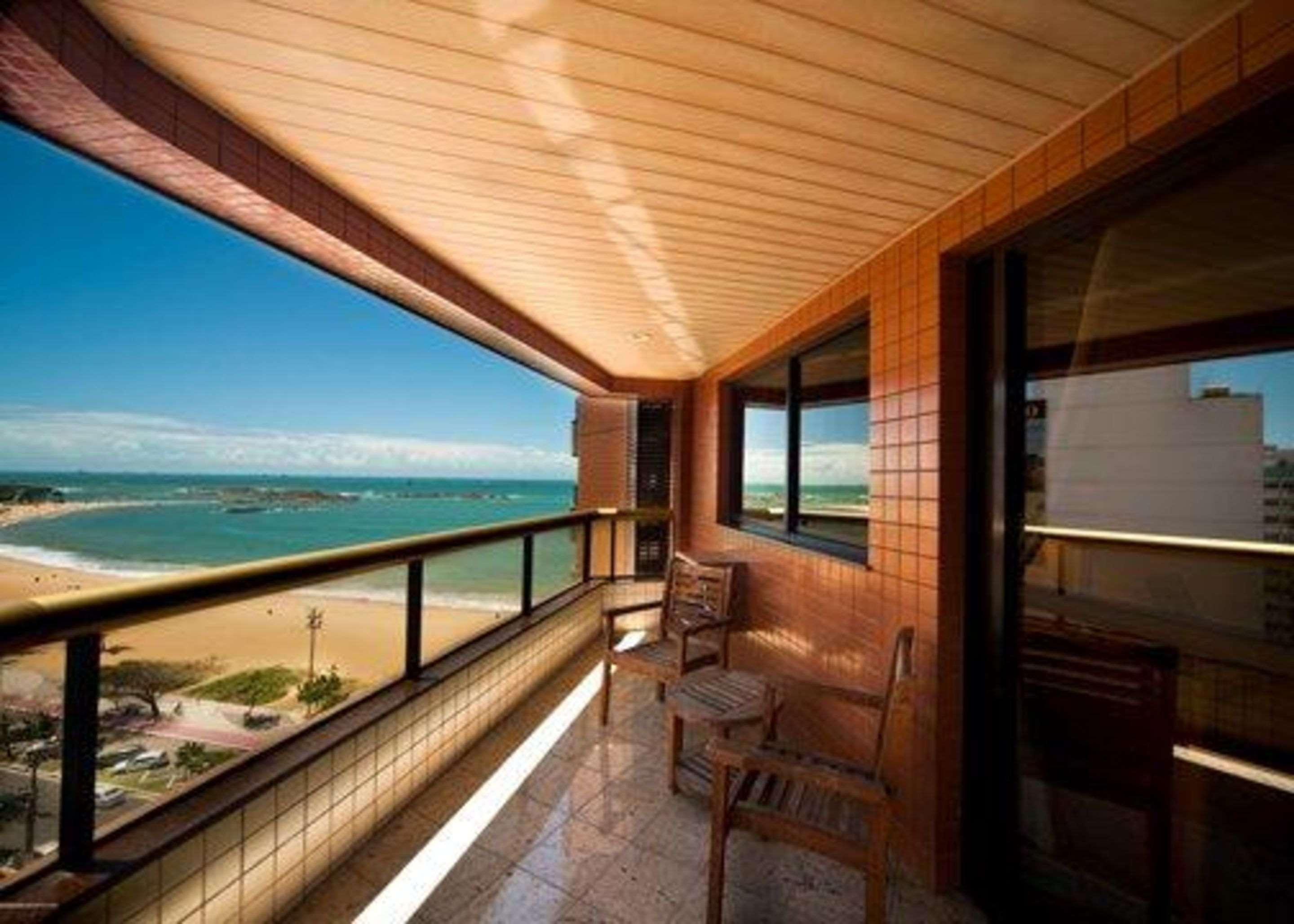 Suite Queen Size Bed