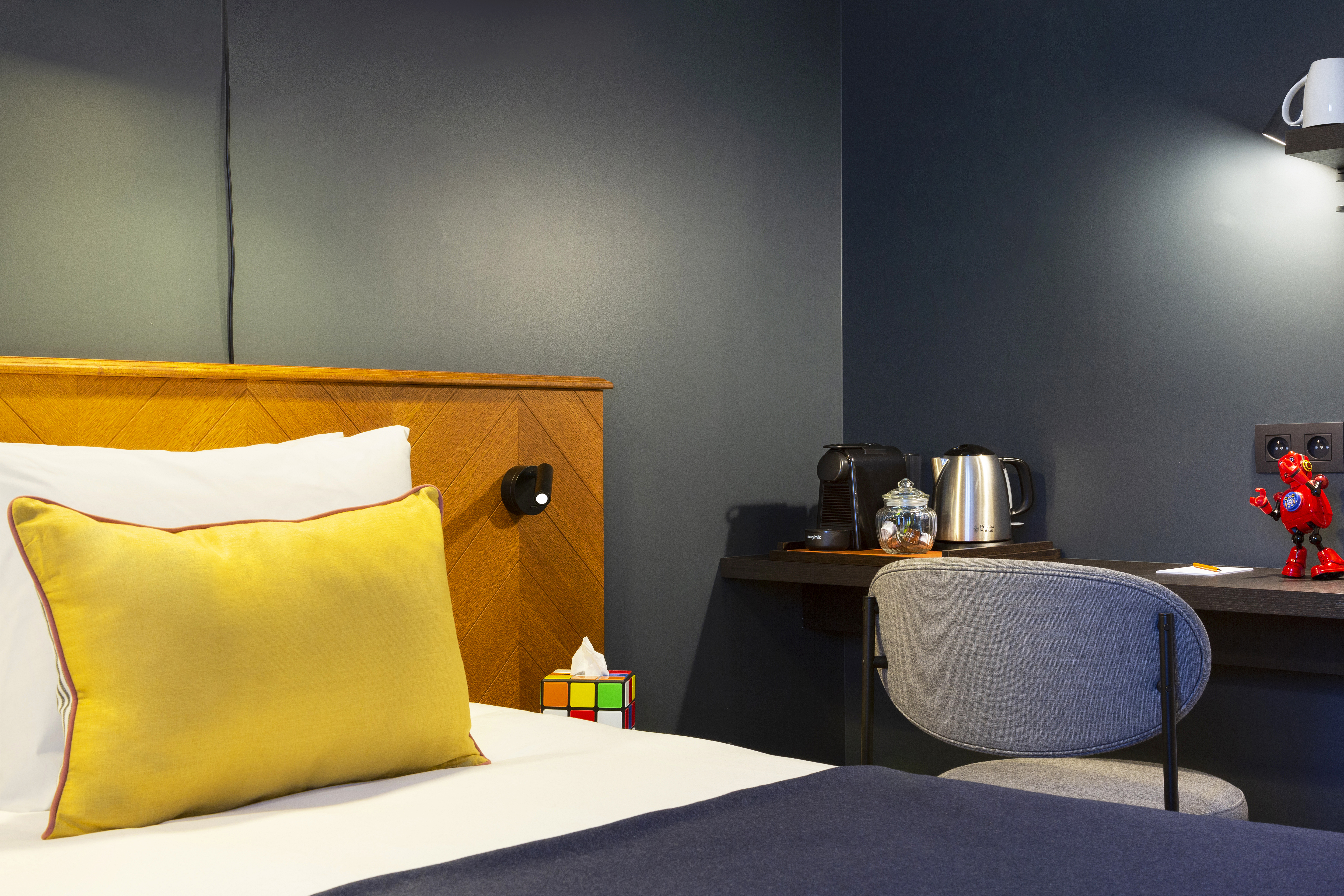 Double or Twin Standard