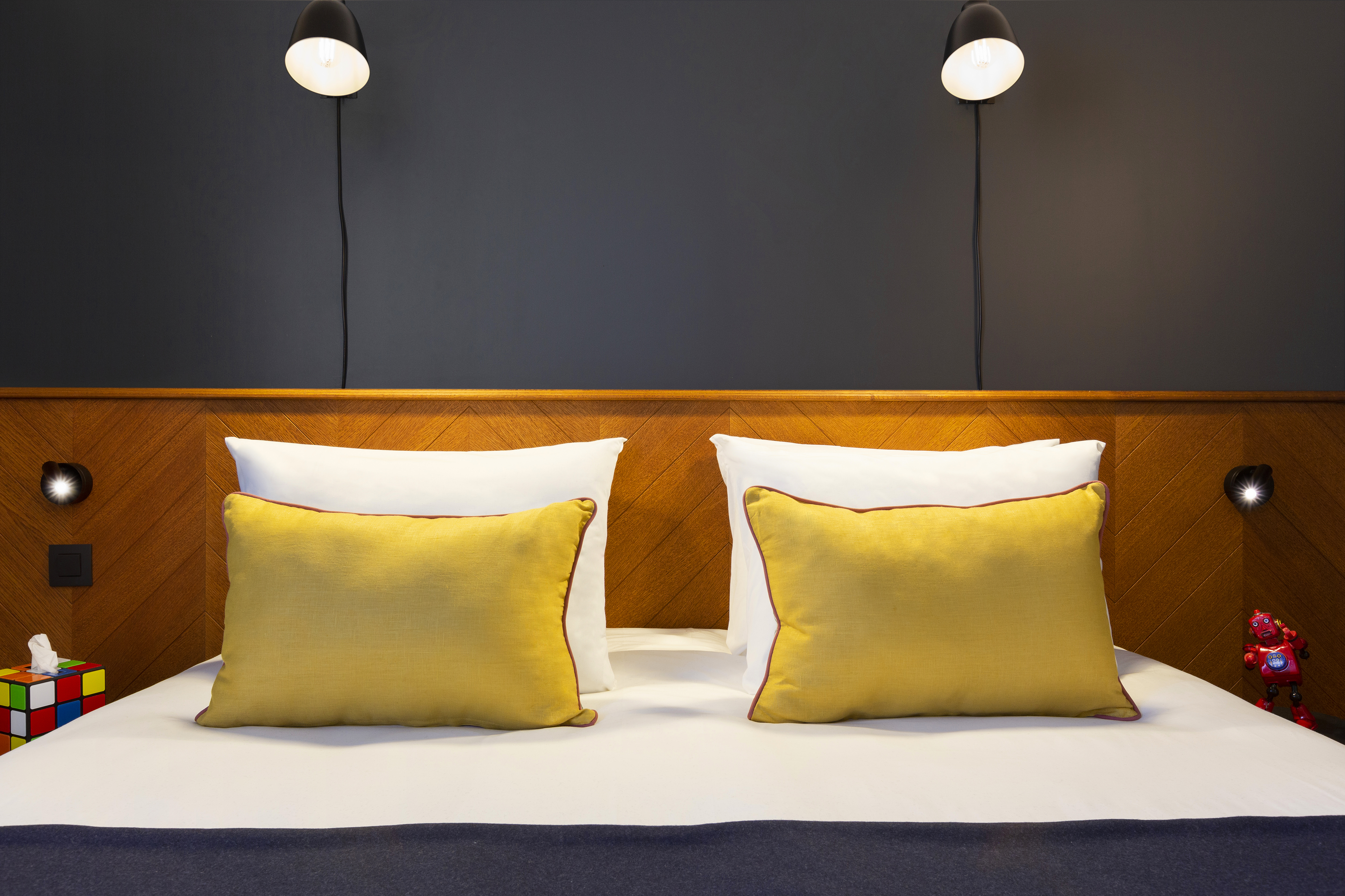 Double or Twin Standard