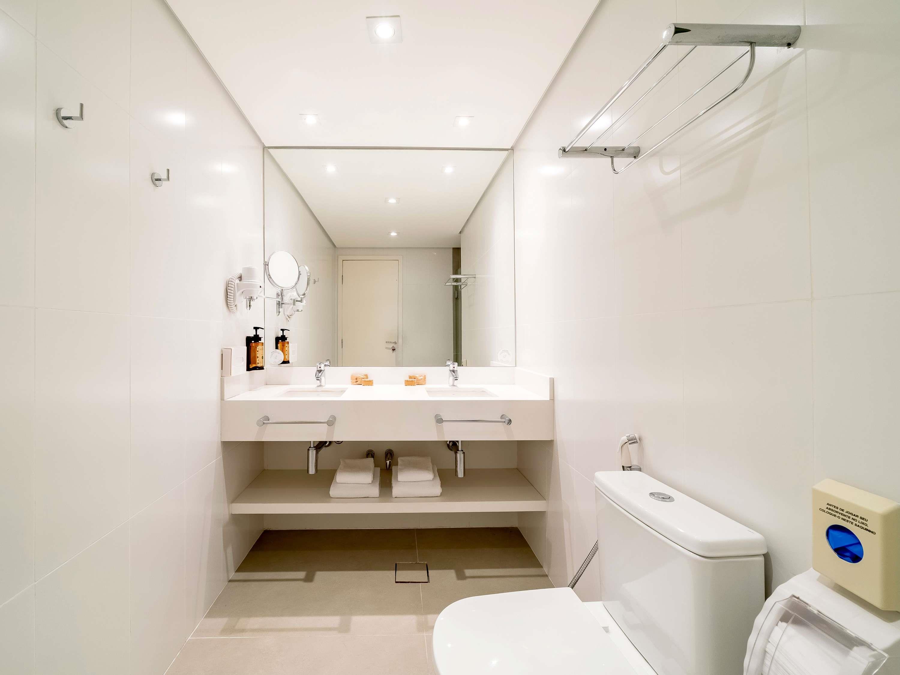 Apartment Queen Size Bed