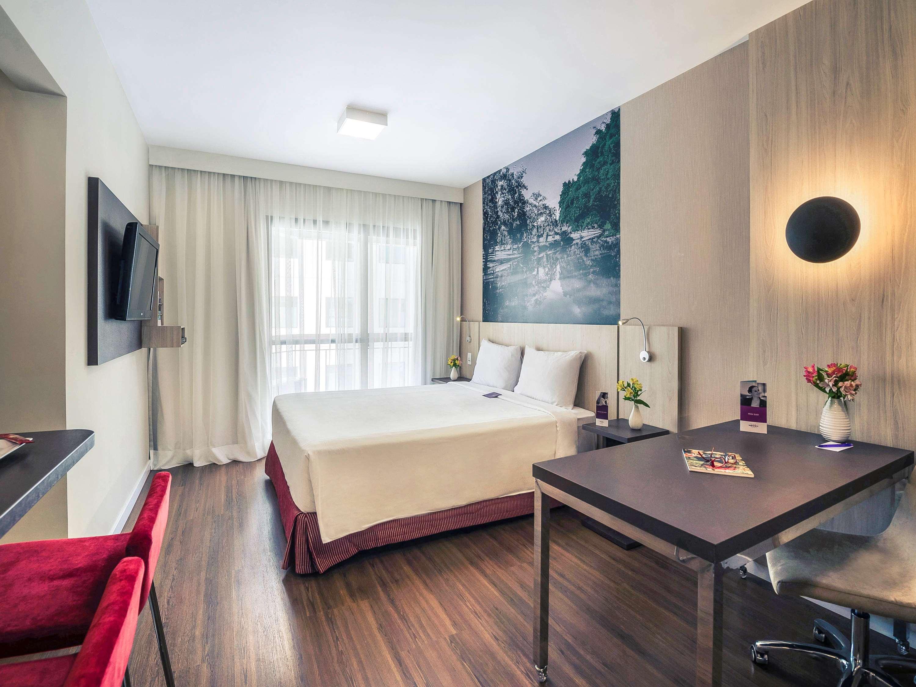 Apartment Queen Size Bed