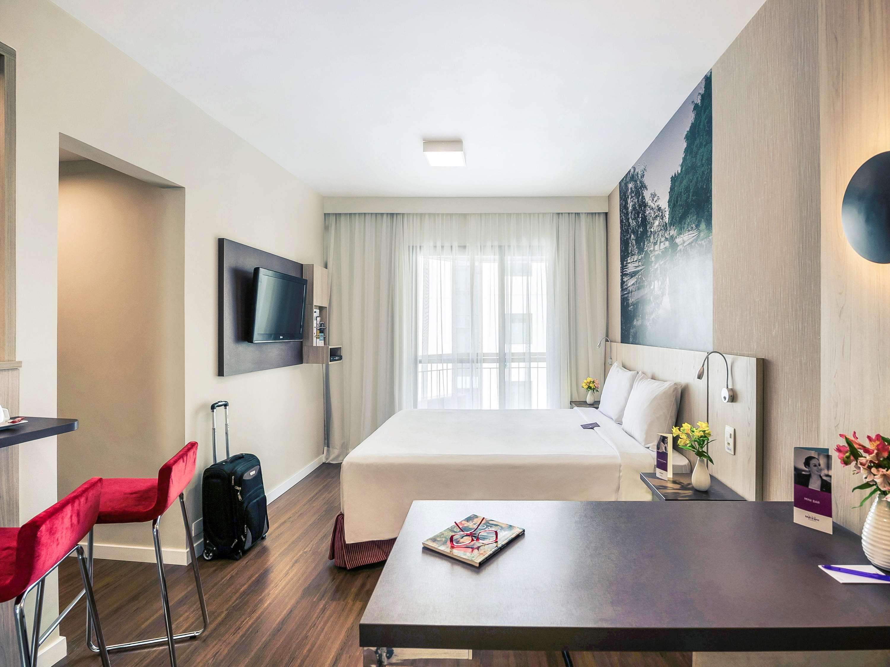 Apartment Queen Size Bed