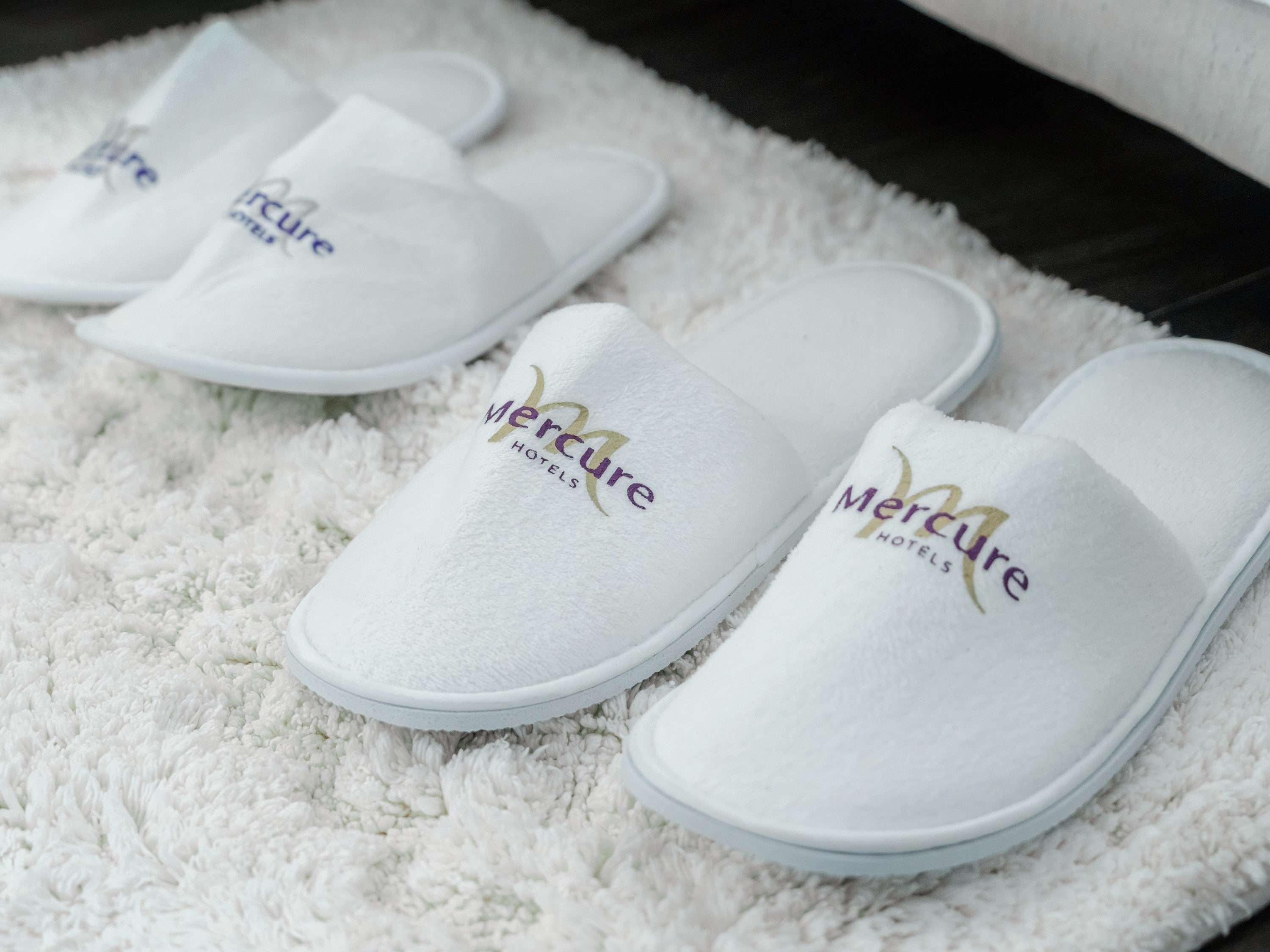 Apartment Queen Size Bed