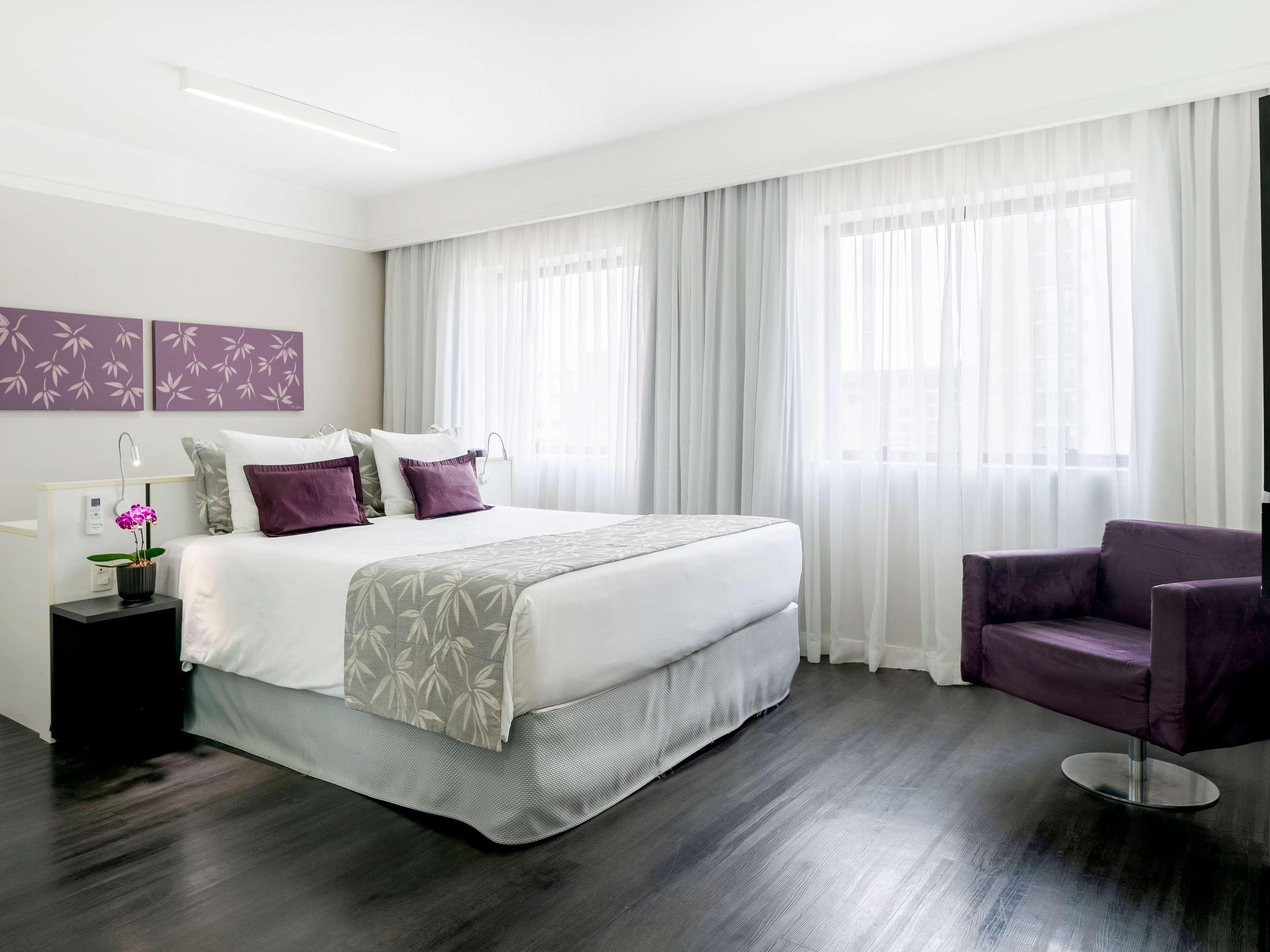 Apartment Queen Size Bed