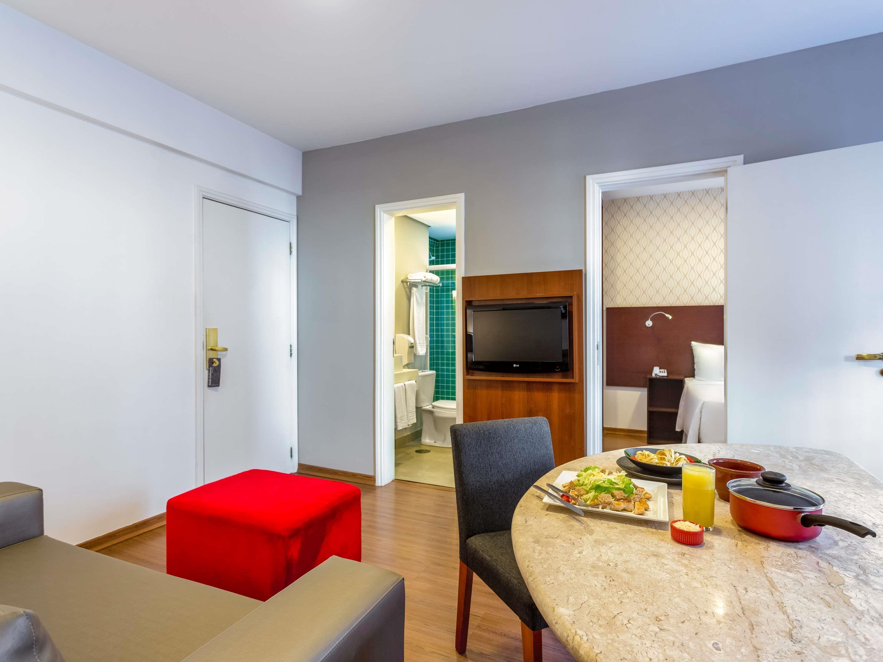 Apartment with Kitchenette