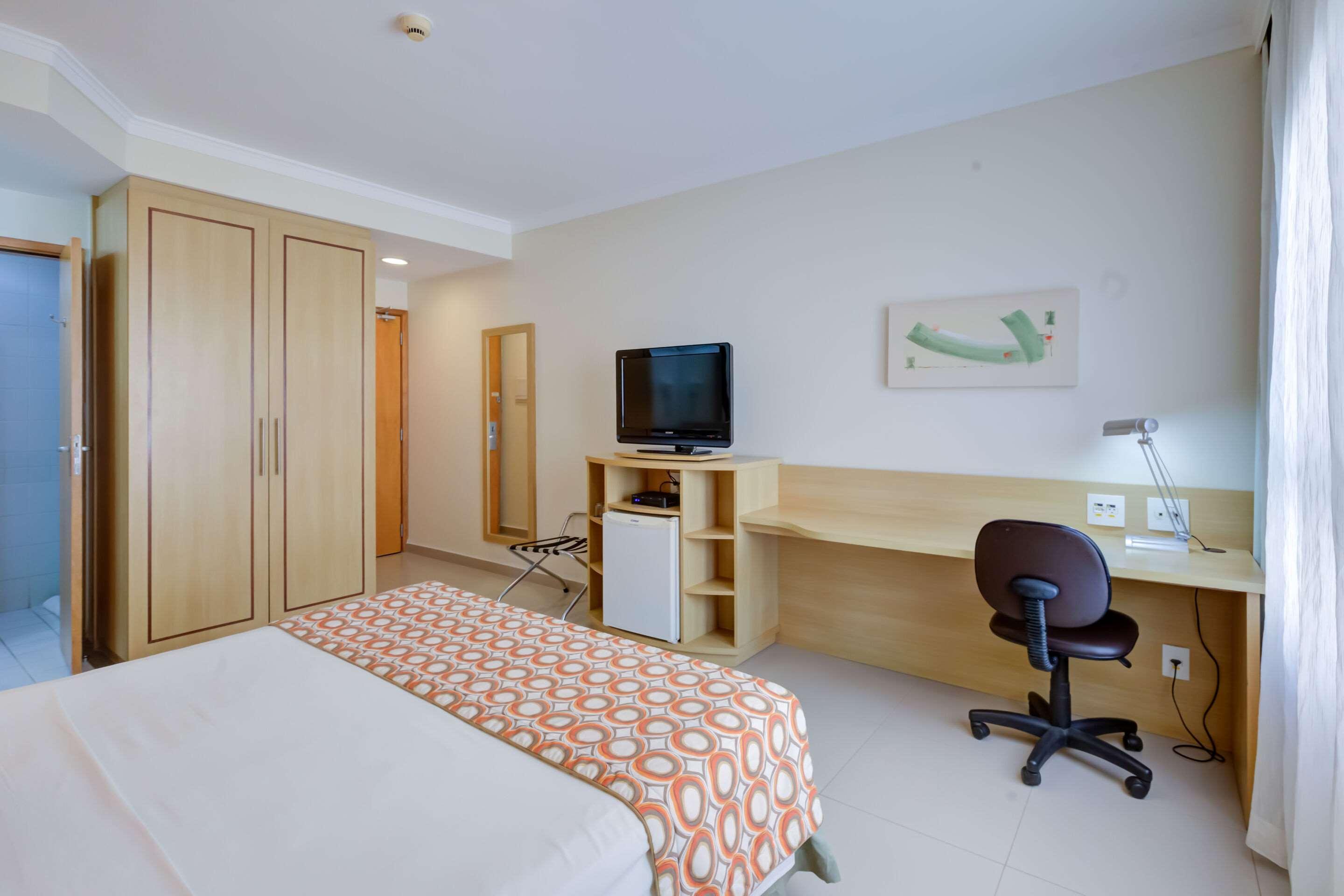 Double Queen Bed Non Smoking