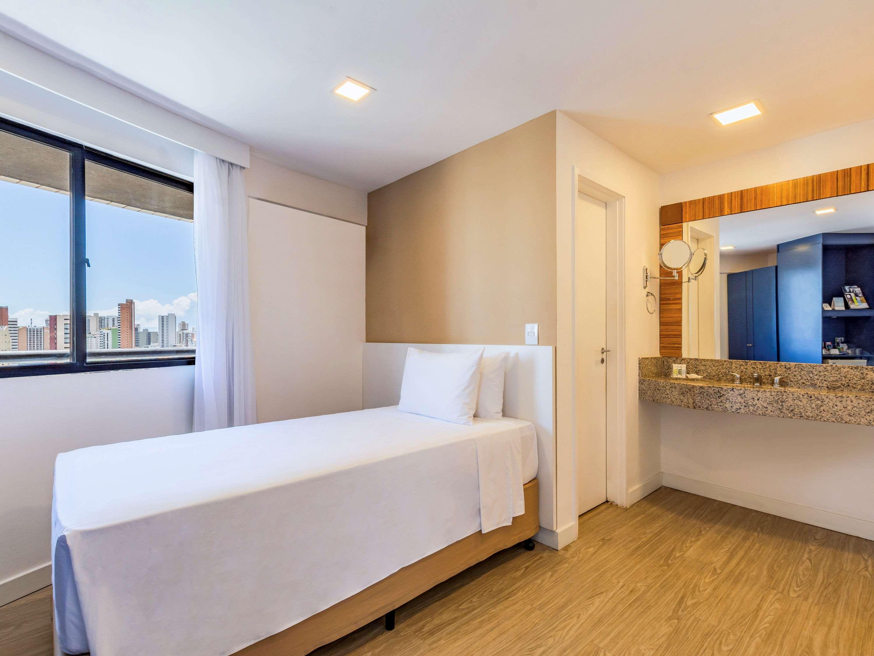 Double Superior Queen Bed