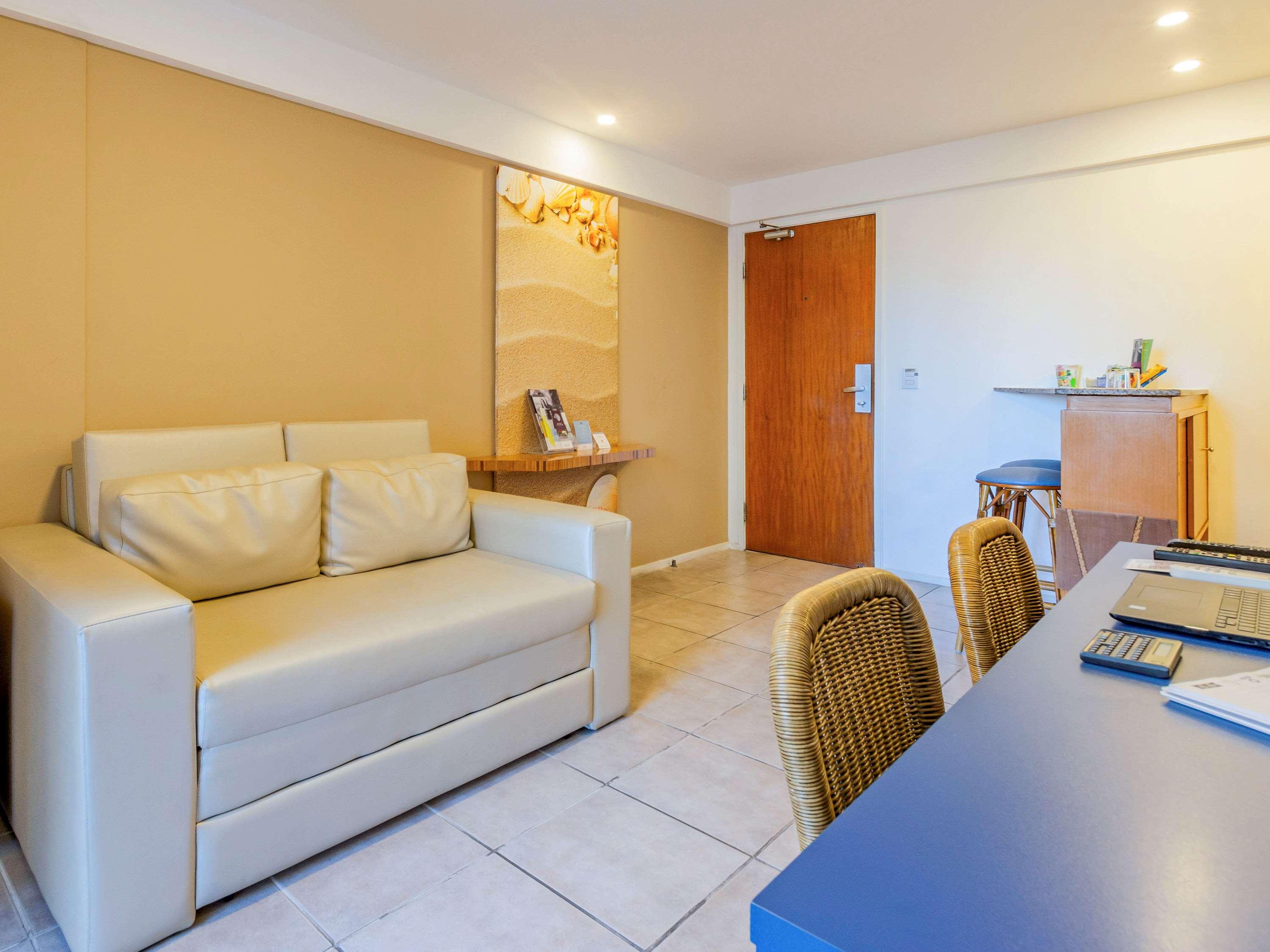 Double Queen Bed Non Smoking