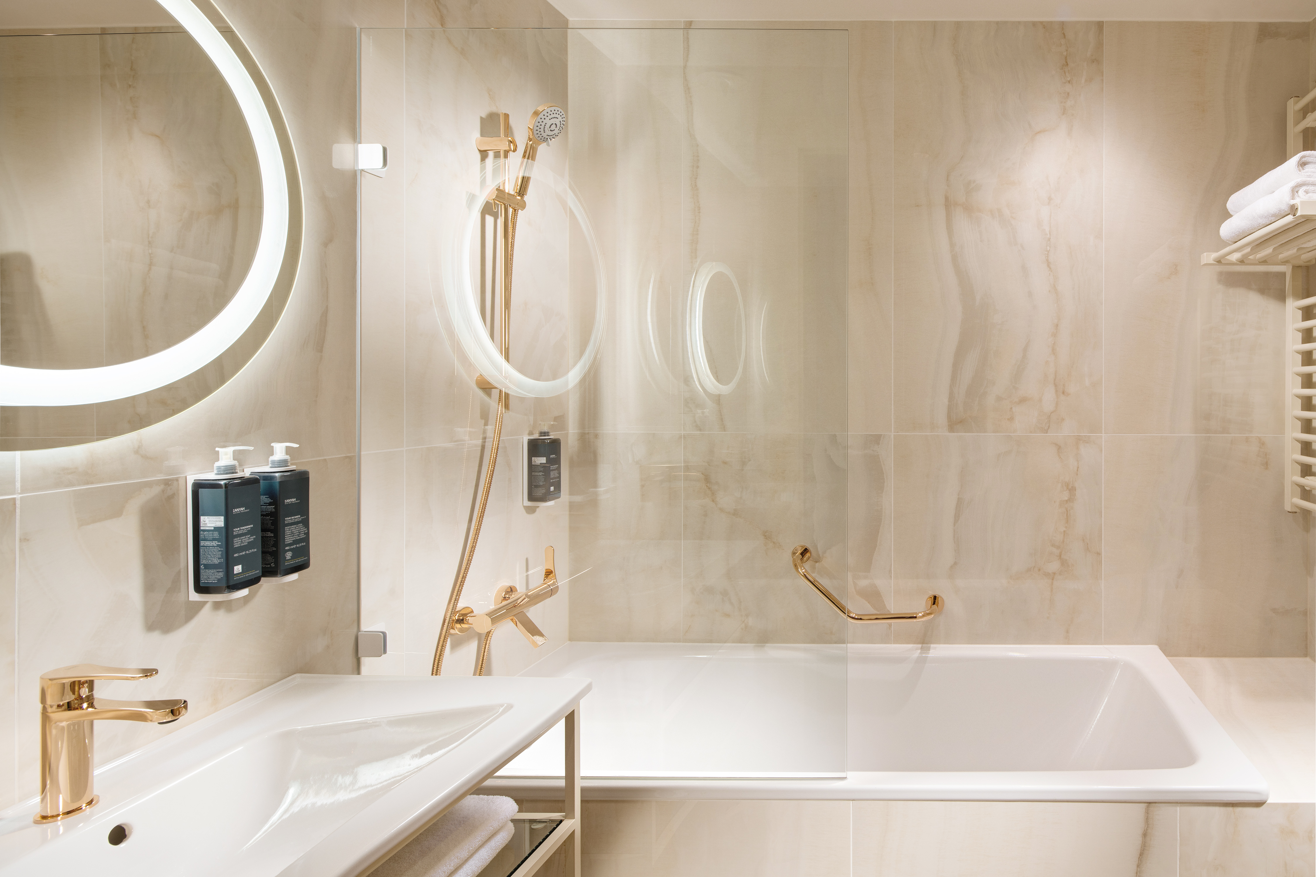 Double or Twin Deluxe