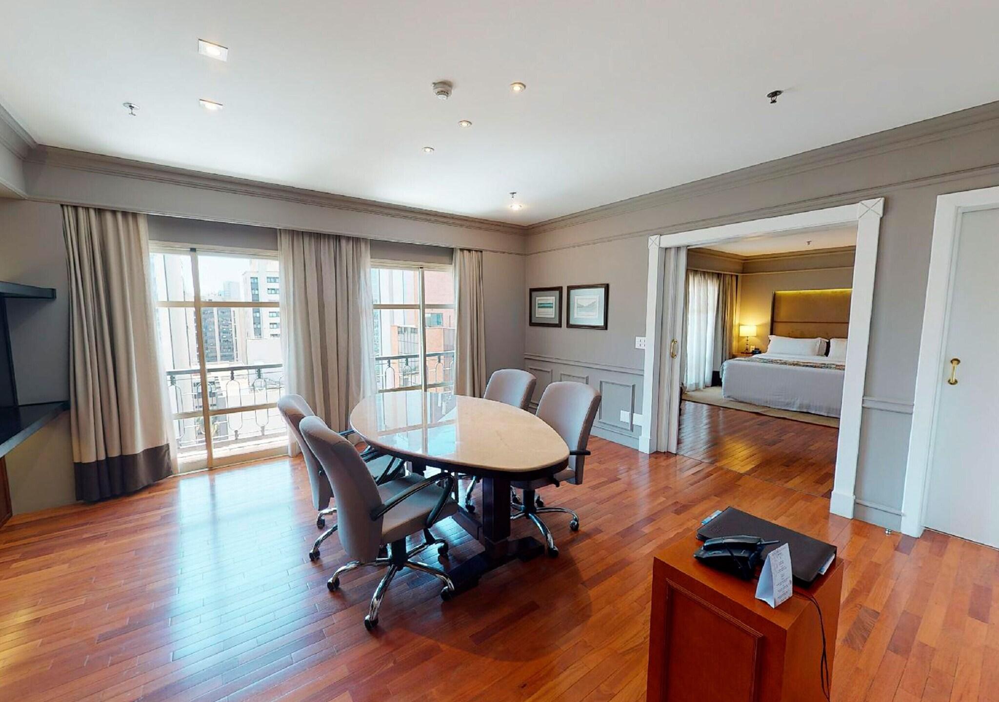 Suite Executive Queen Bed