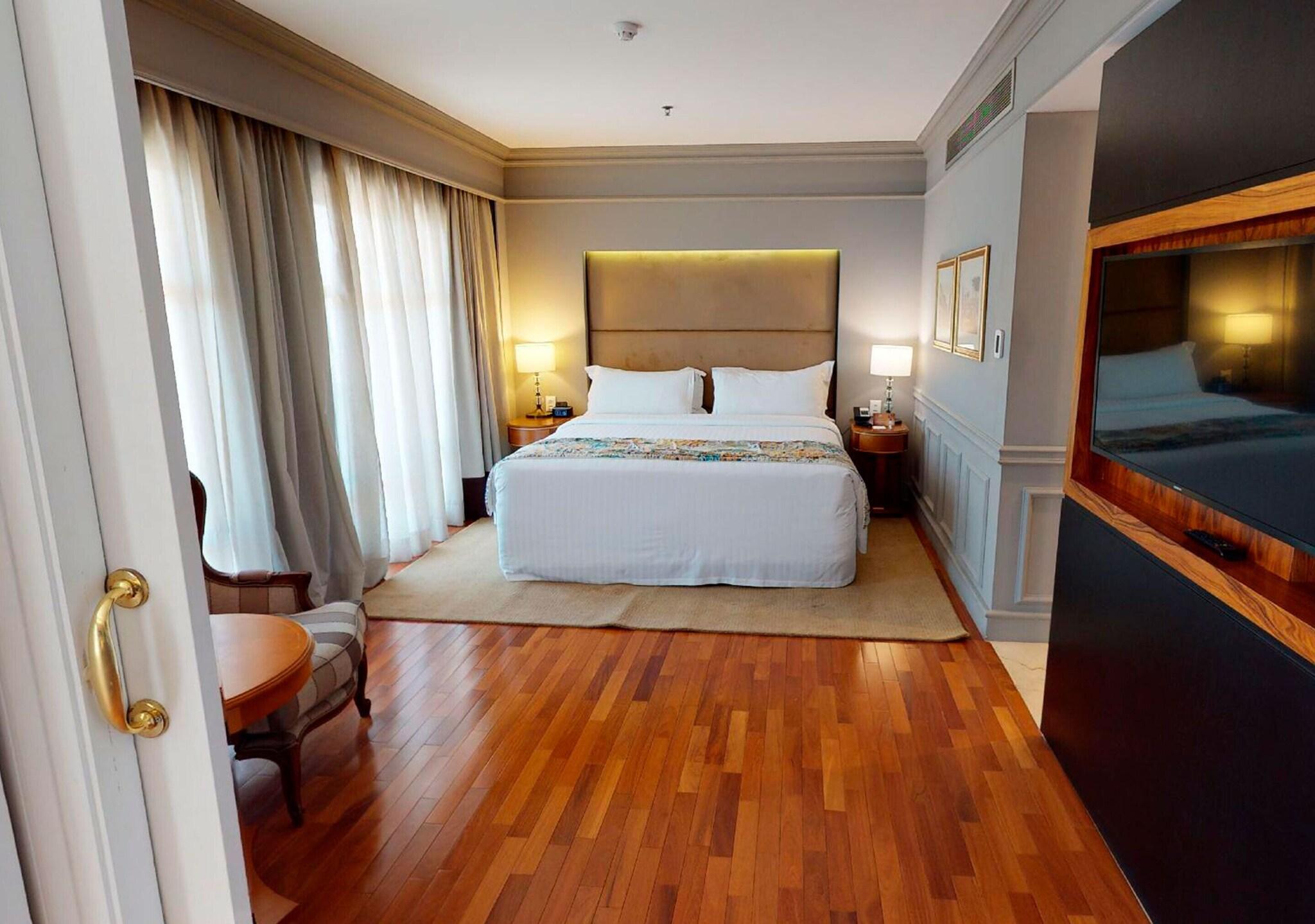 Suite Executive Queen Bed