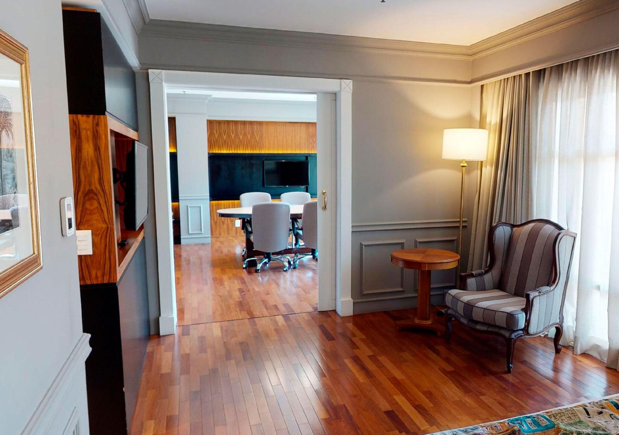 Suite Executive Queen Bed