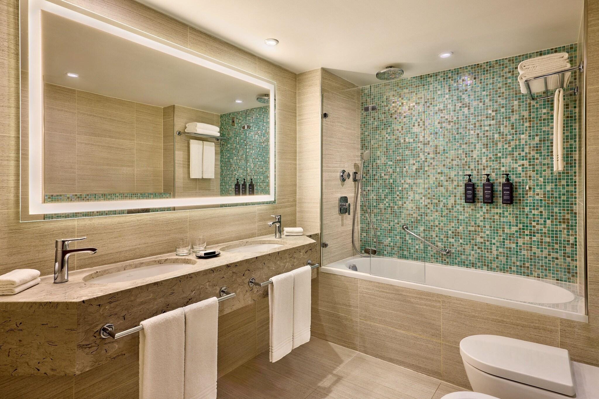 Suite Executive King Bed