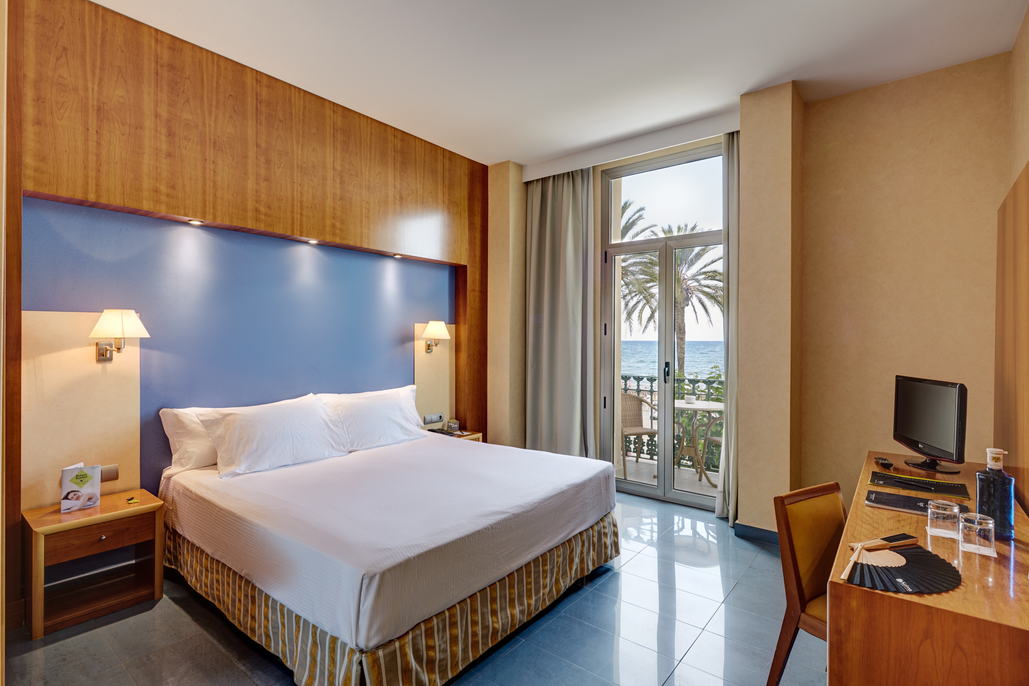 Double or Twin Sea View with Terrace