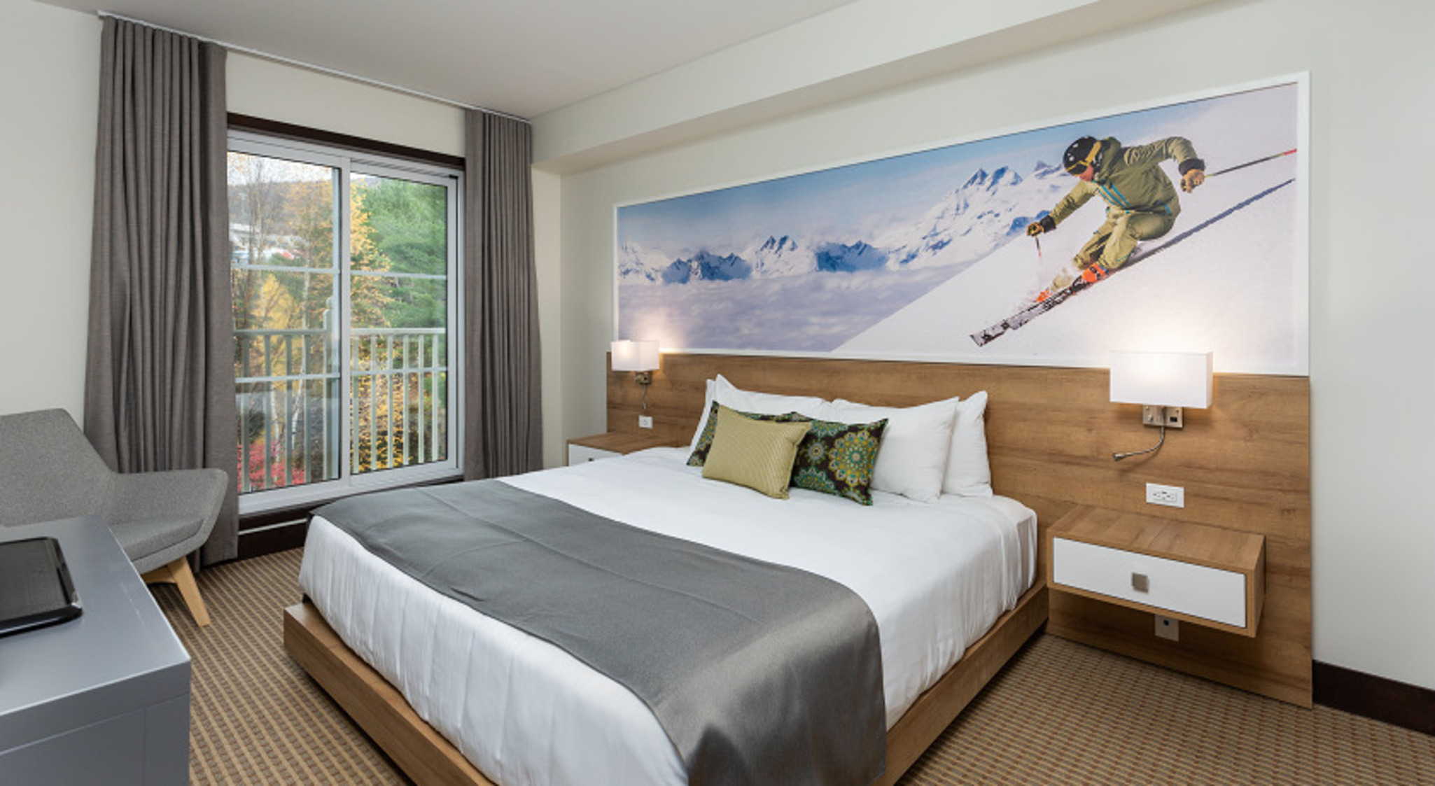 Double King Bed One Bedroom 