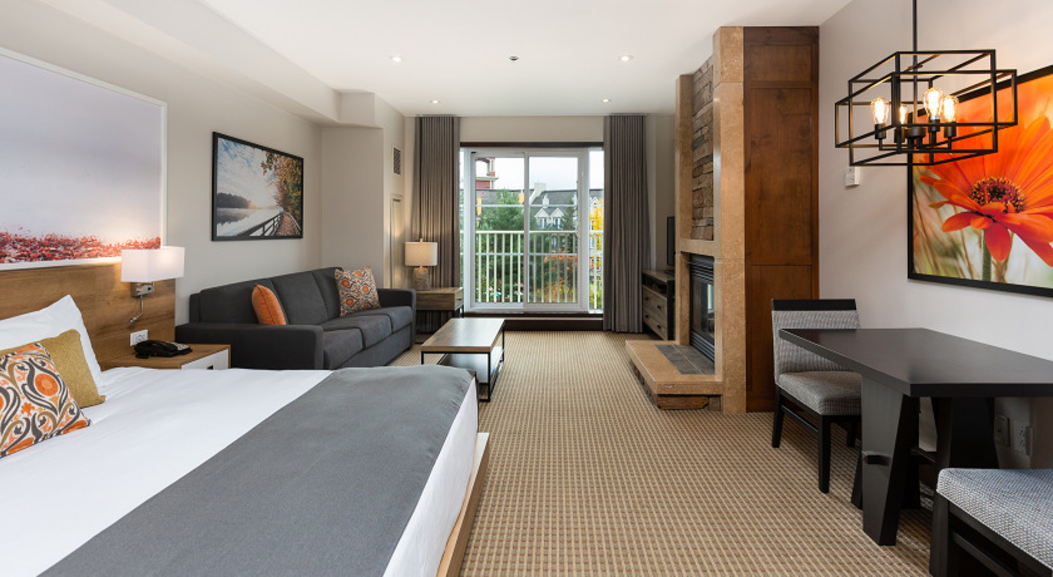 Double Deluxe King Bed