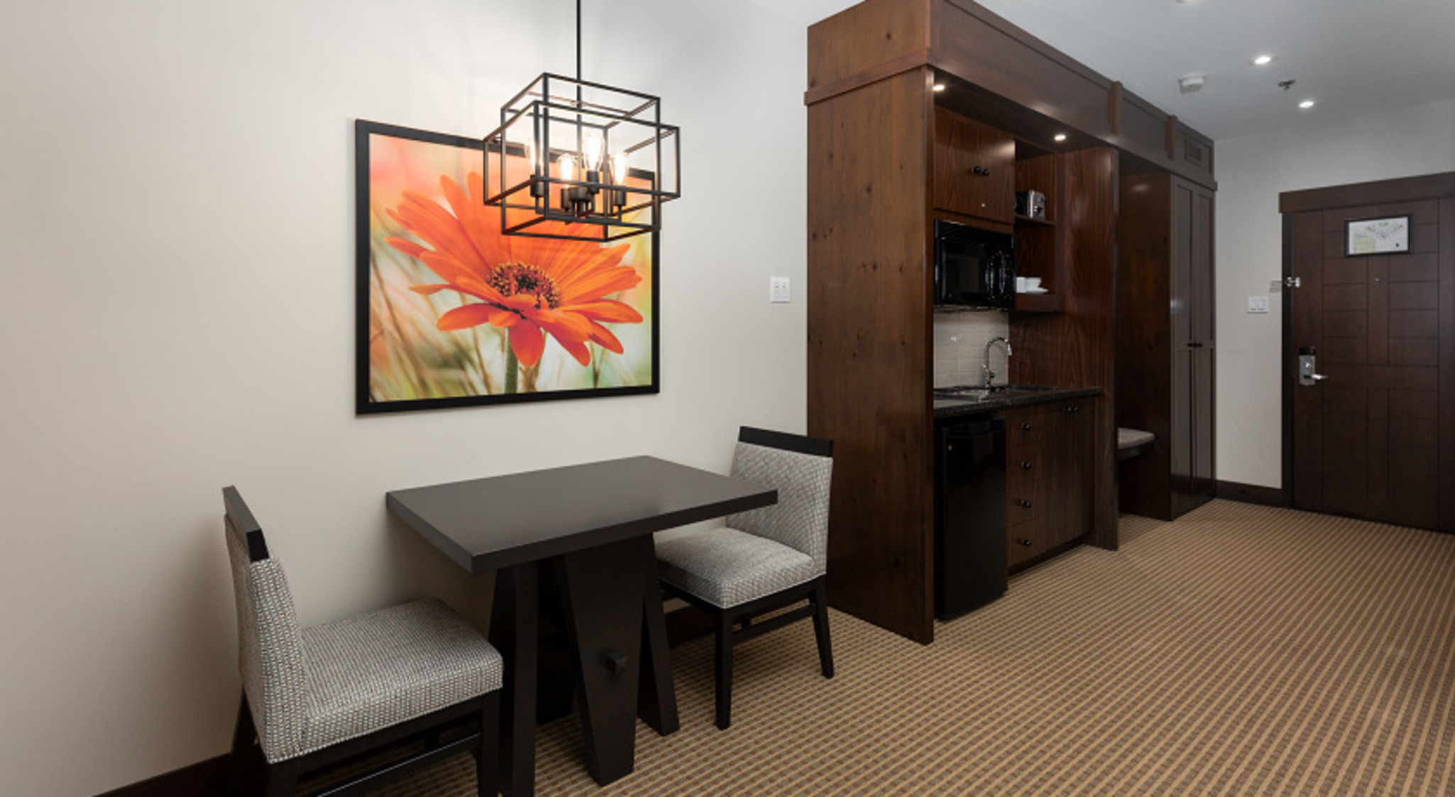 Double Deluxe King Bed