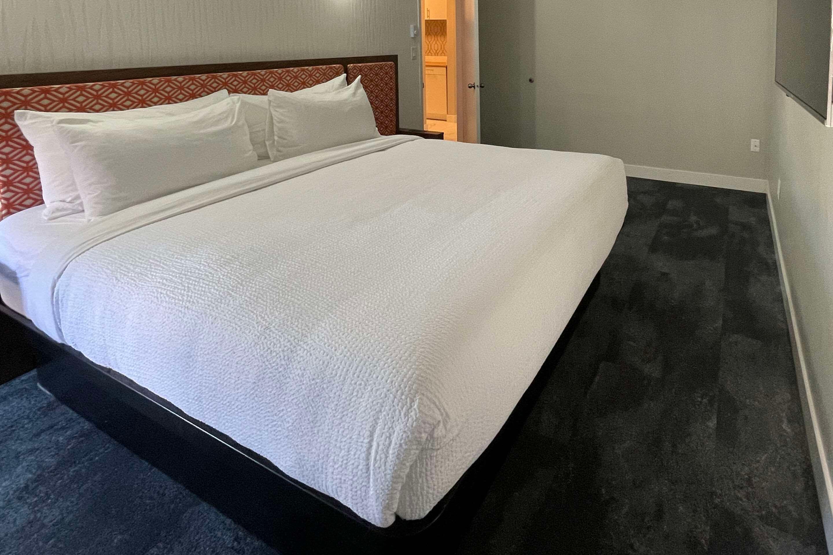 Double Queen Size Bed