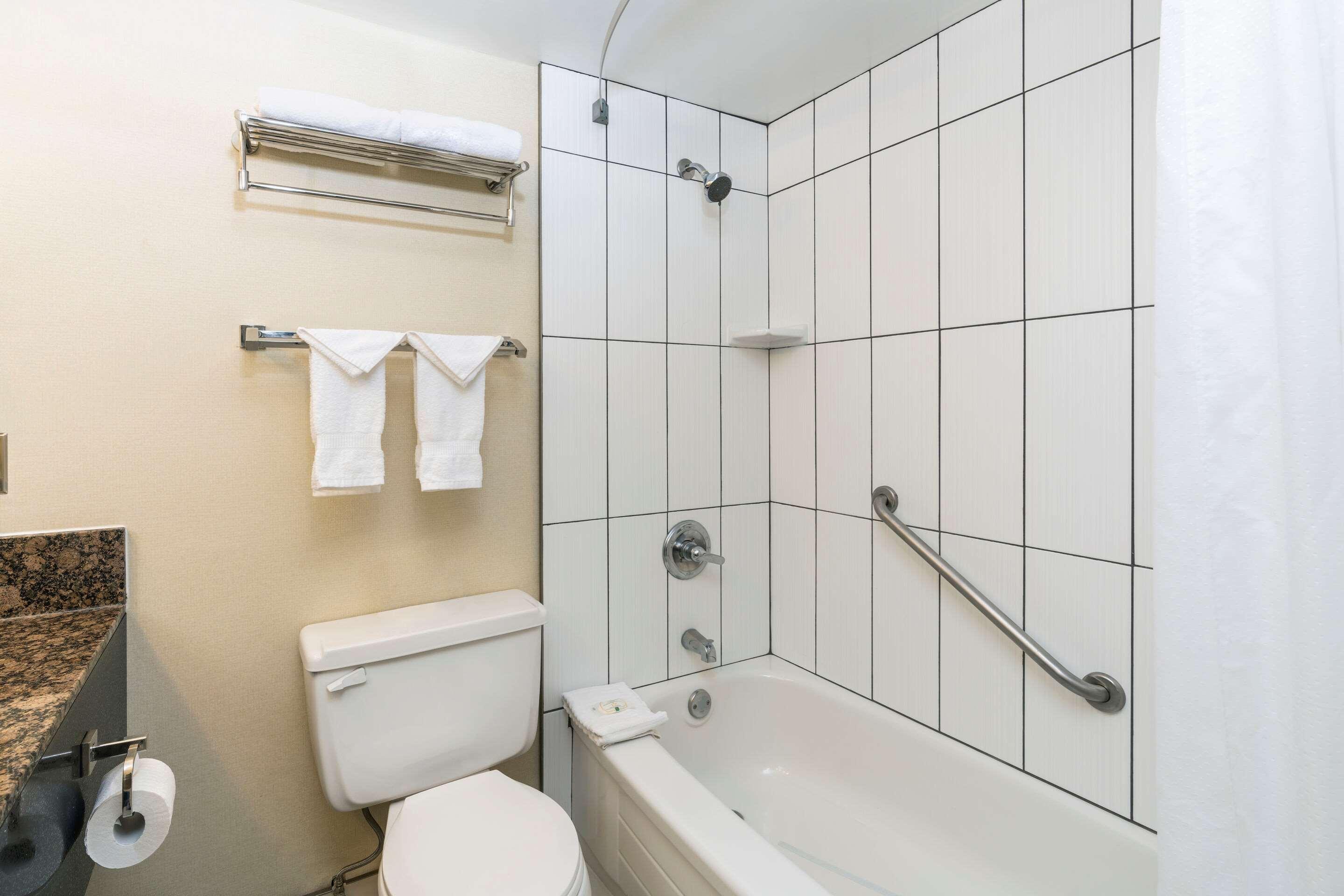 Quadruple Two Queen Beds