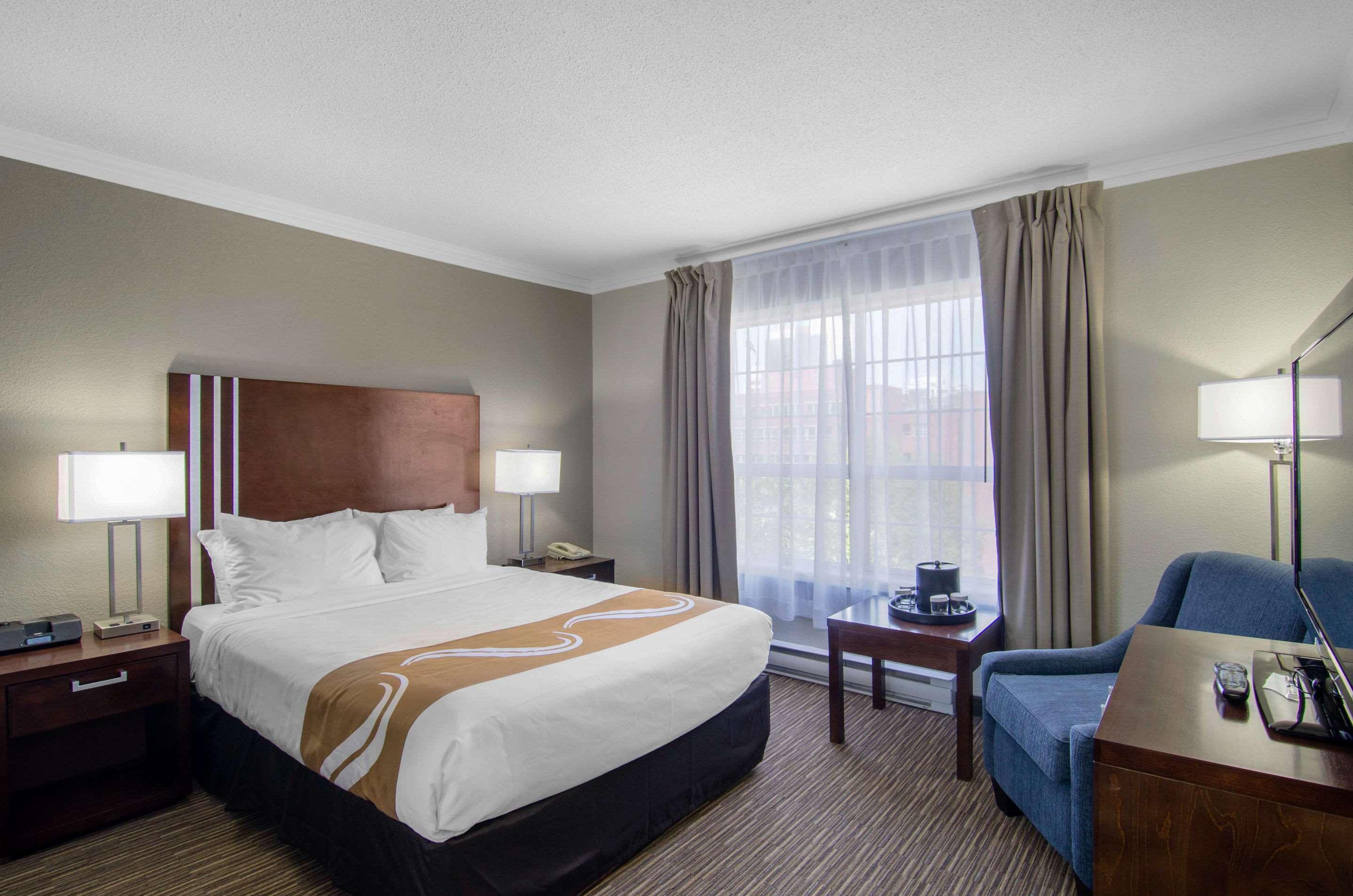 Double King Bed Non Smoking