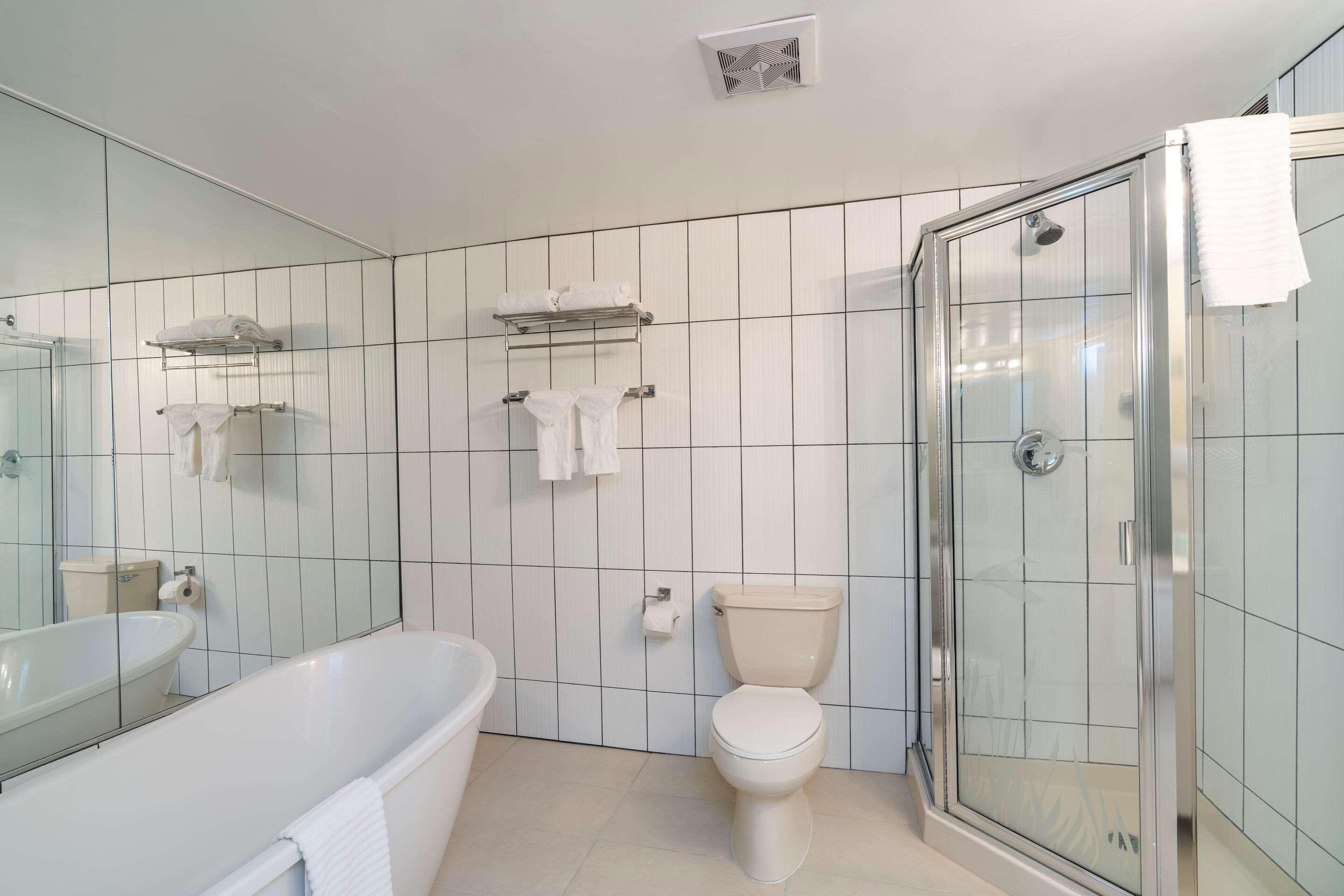 Double King Bed Non Smoking