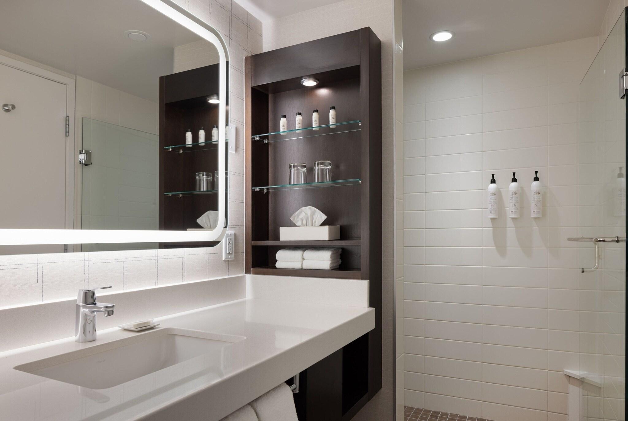 Suite Ocean View King Bed