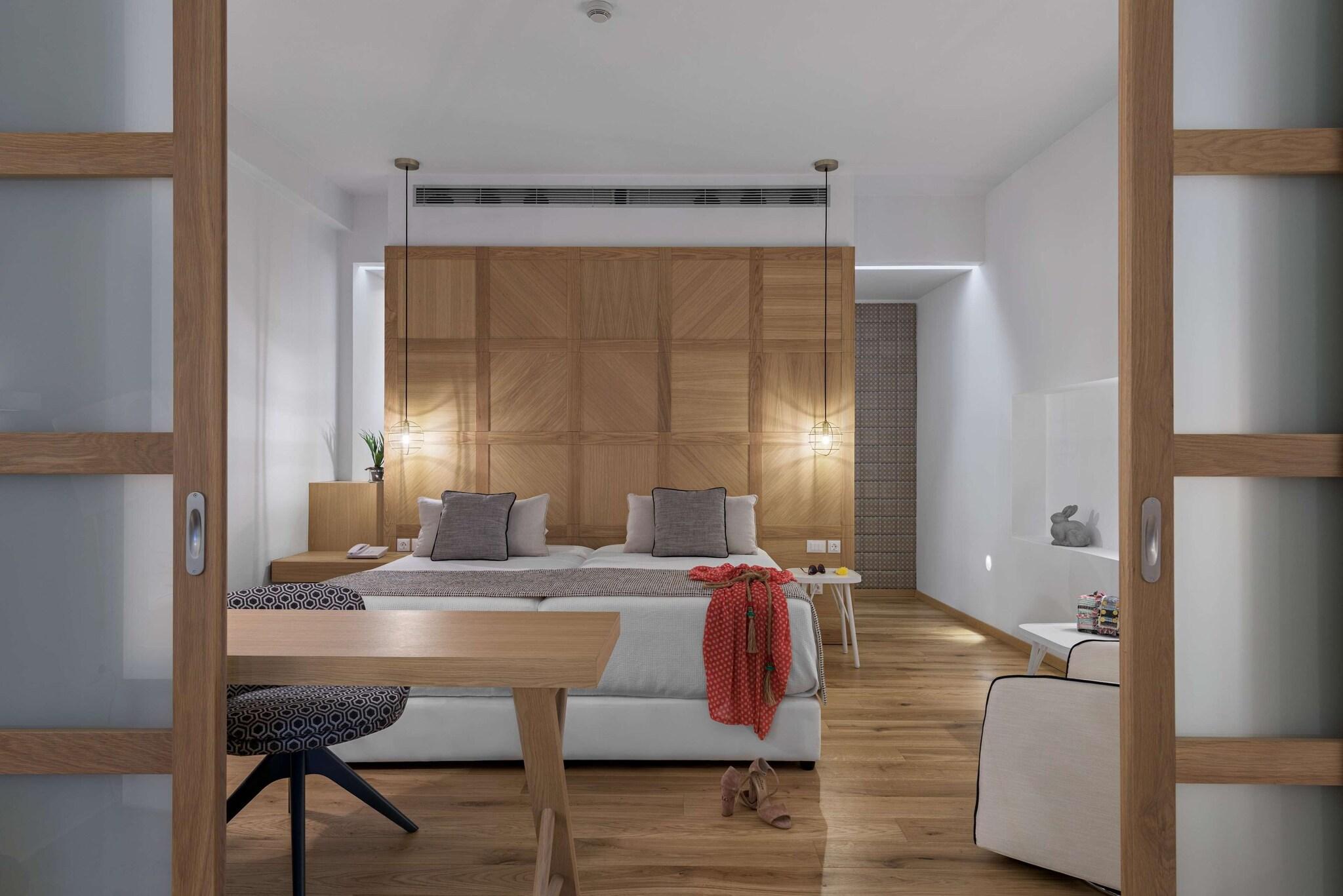 Twin Superior with Private Pool