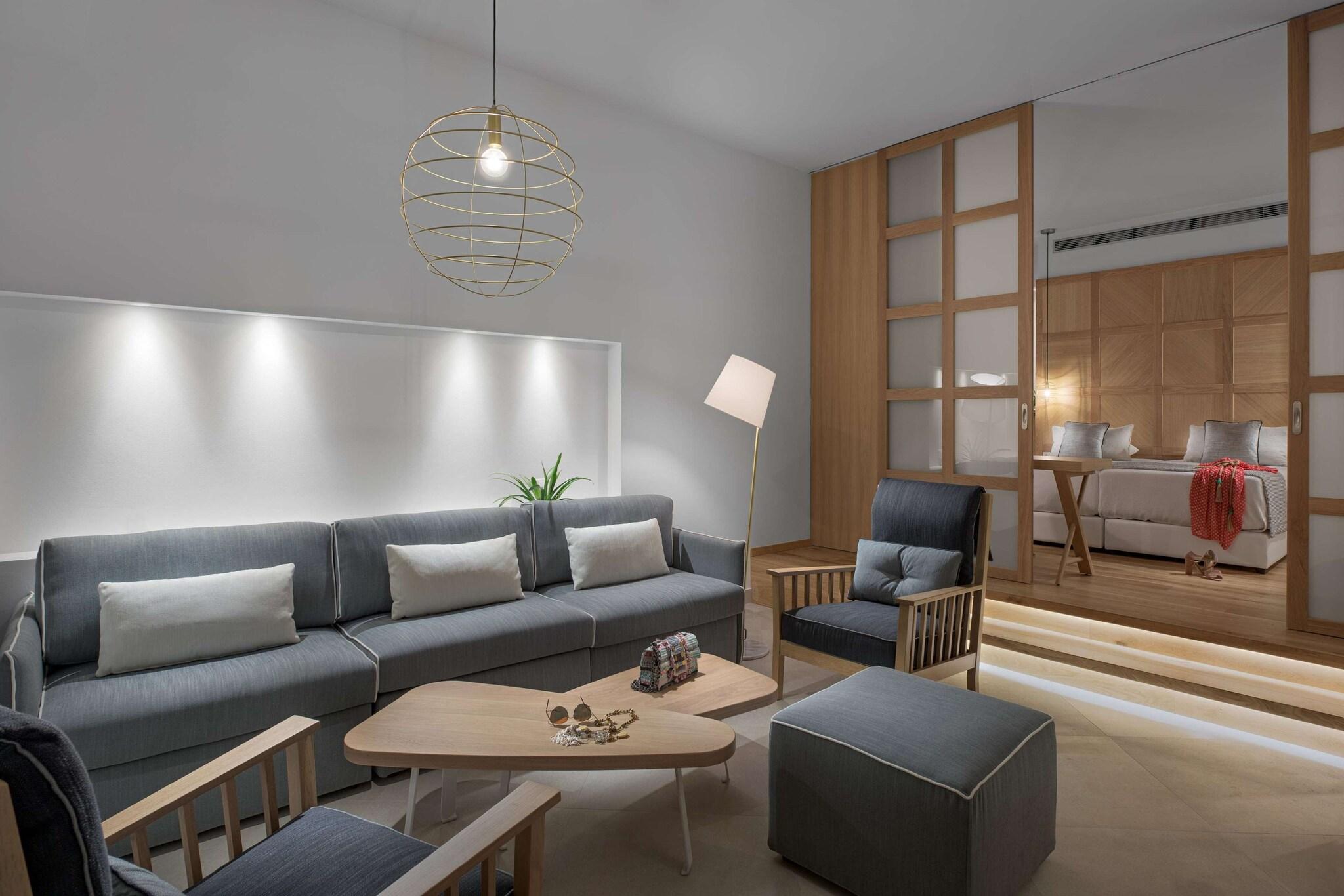 Twin Superior with Private Pool