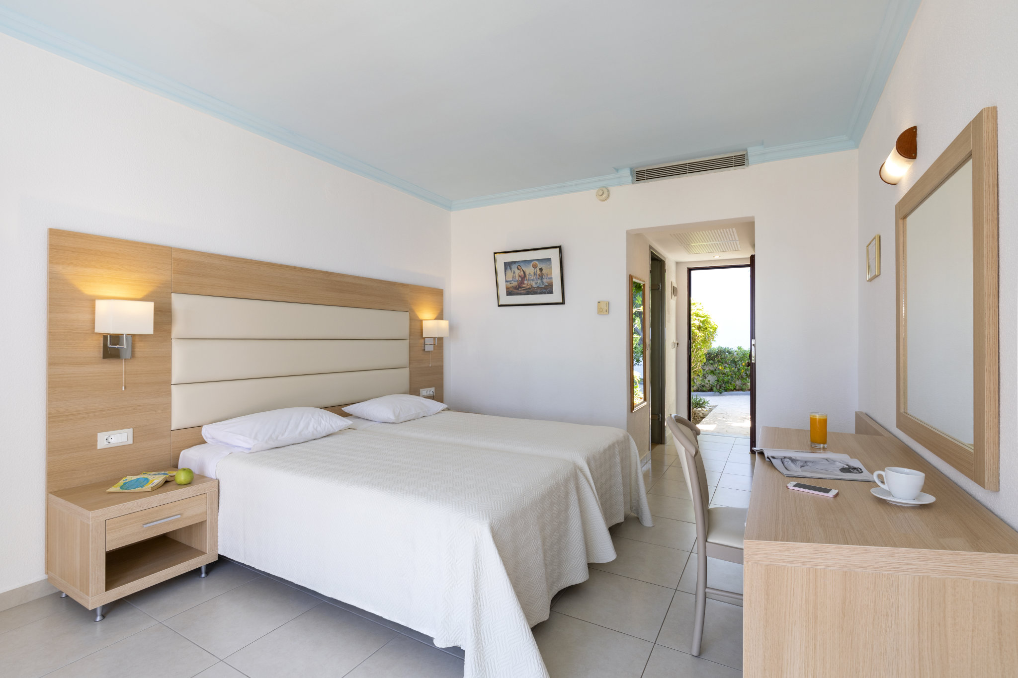 Bungalow Garden View