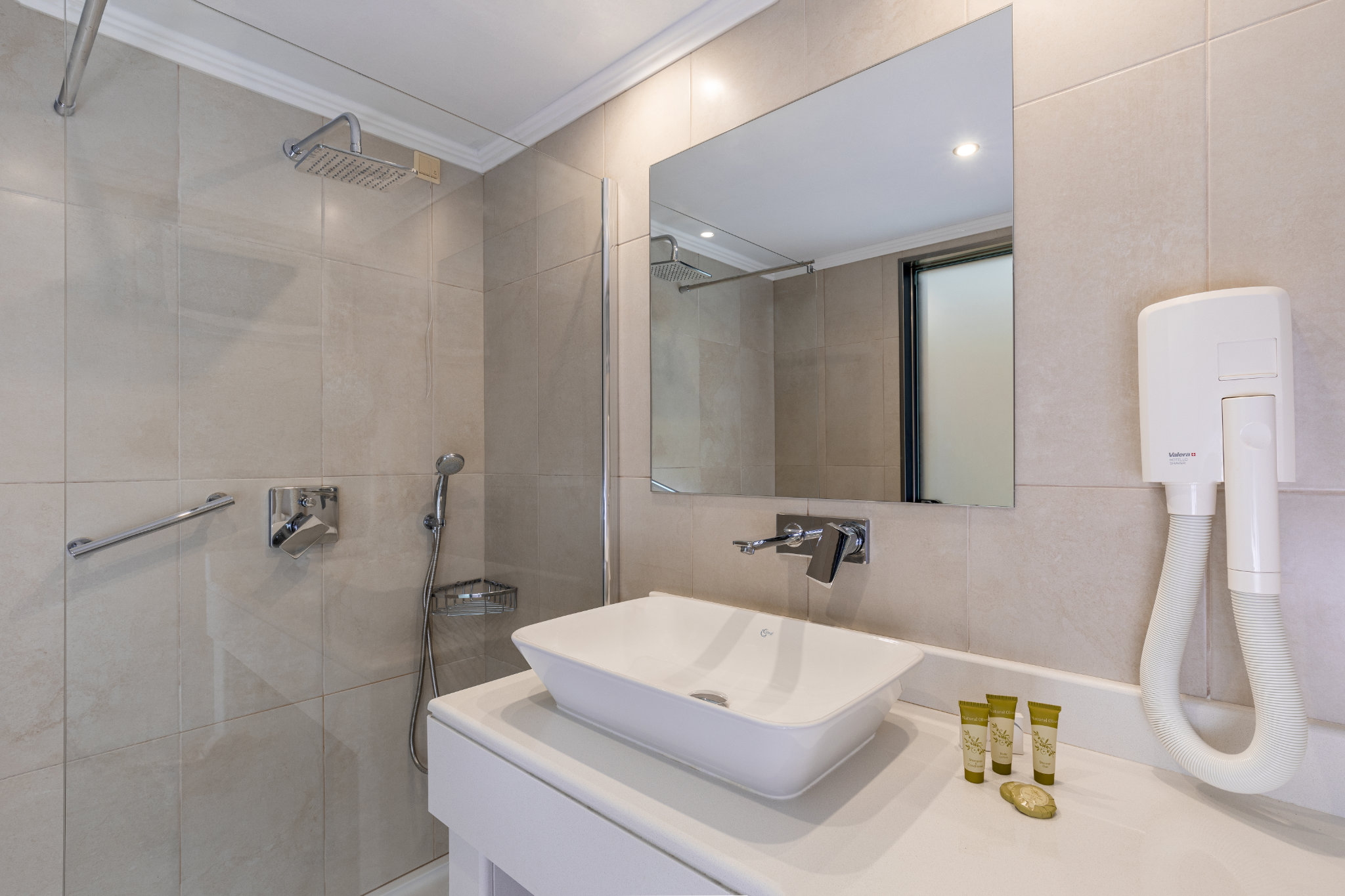 Bungalow Superior with Views