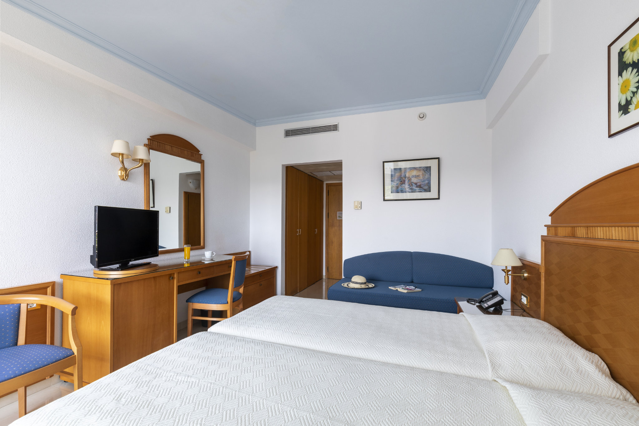 Double or Twin Sea View