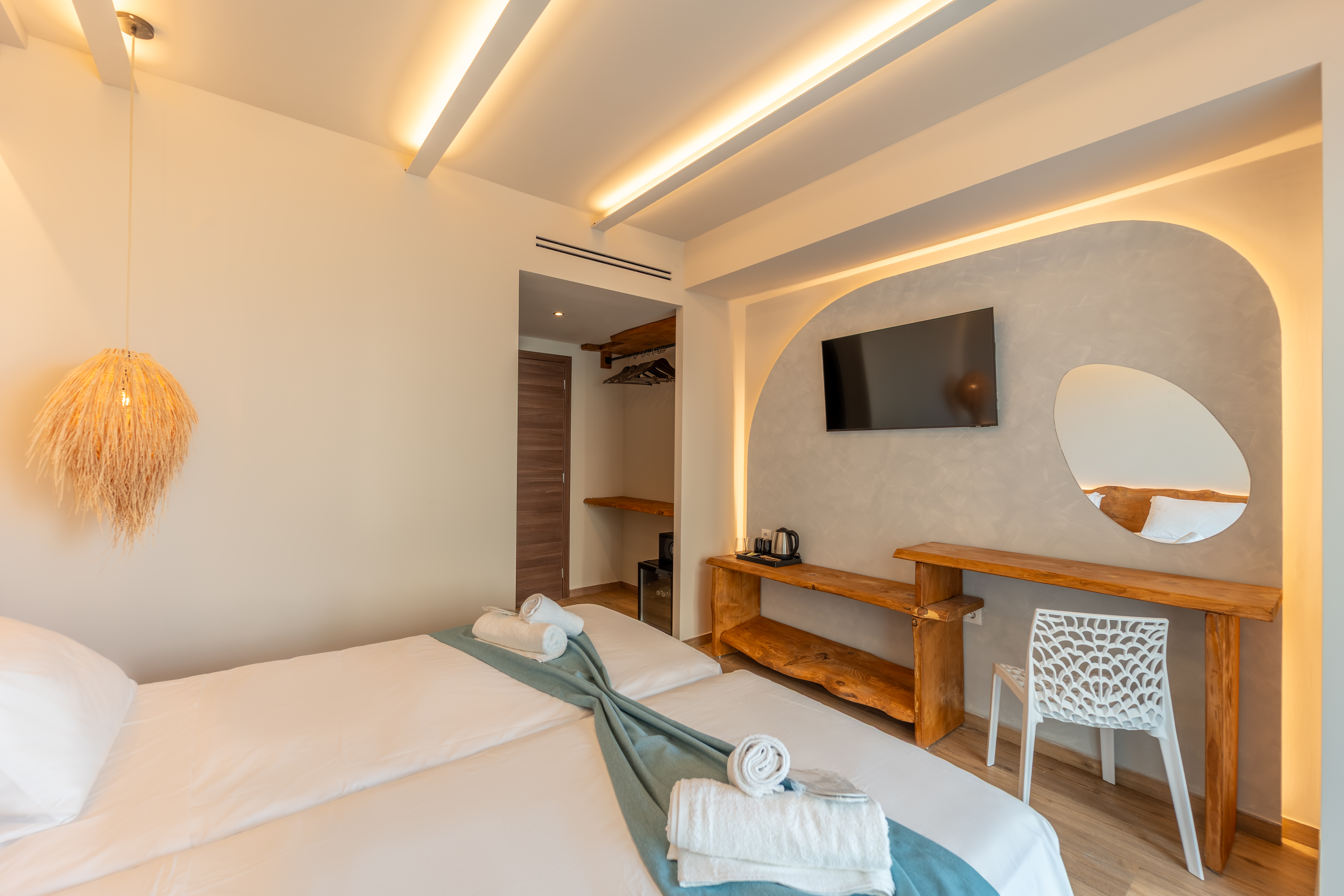 Double or Twin Deluxe Pool View
