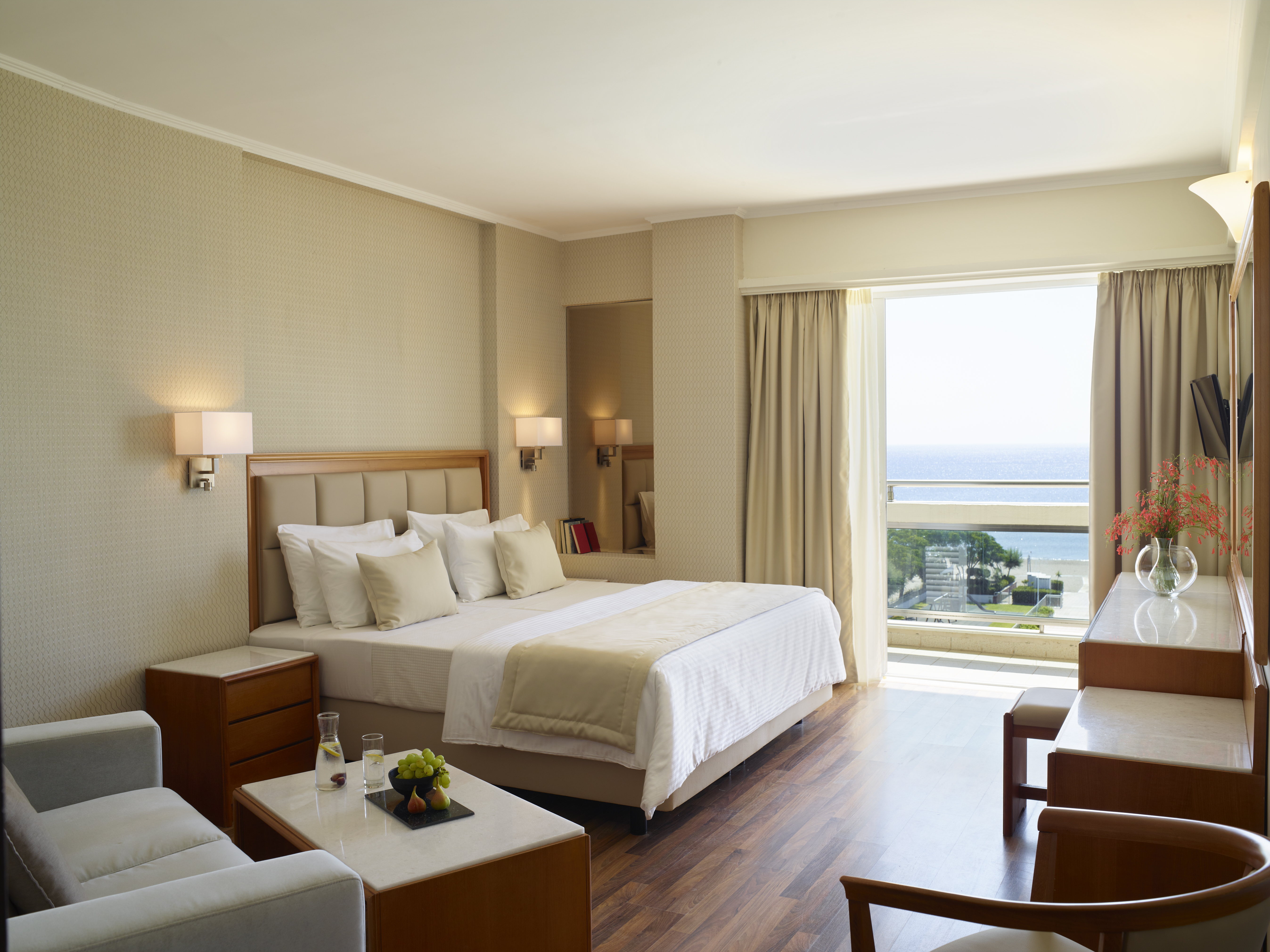 Double or Twin Side Sea View